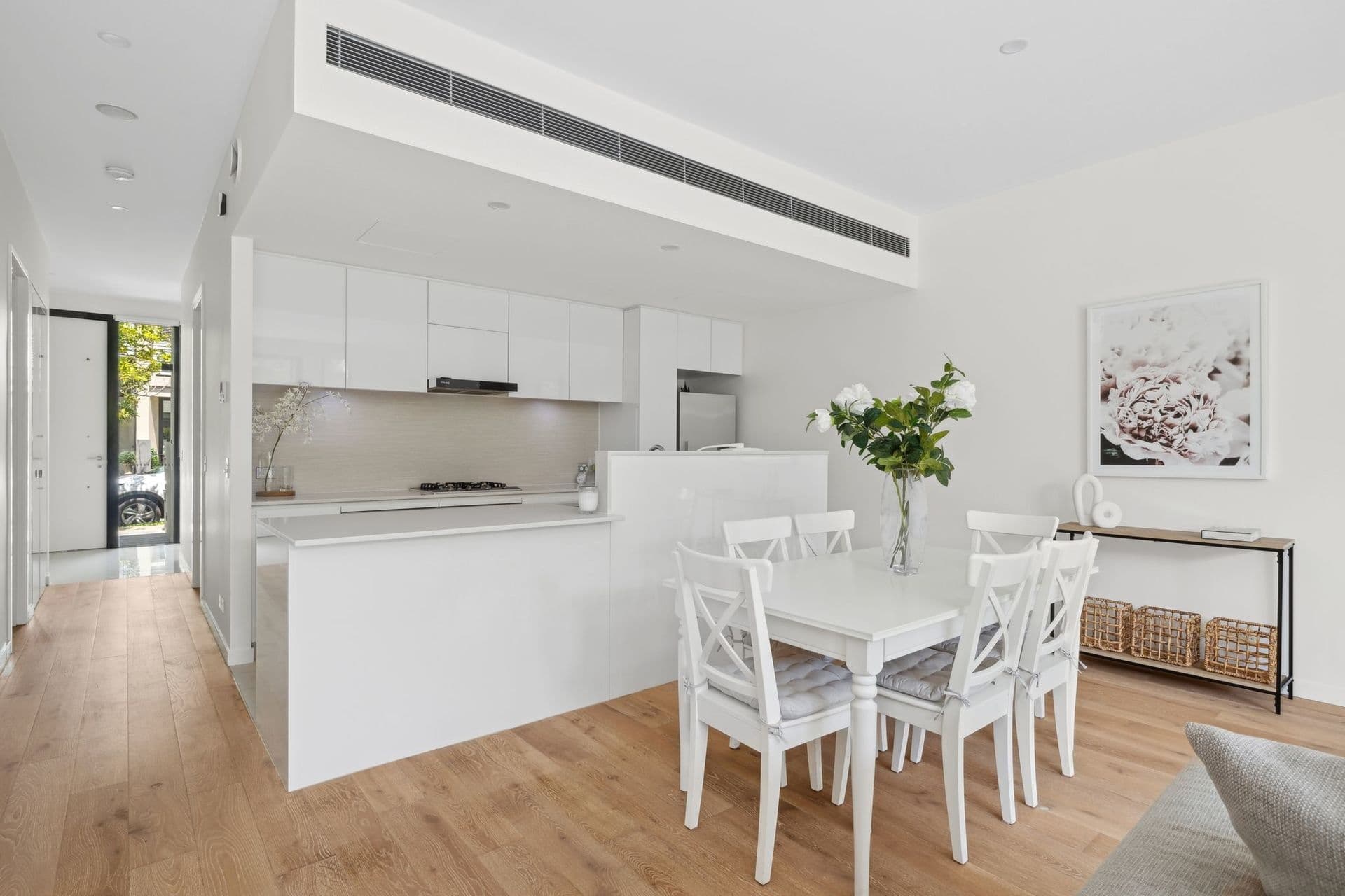 30 Florey Crescent, Little Bay - Thumbnail 4