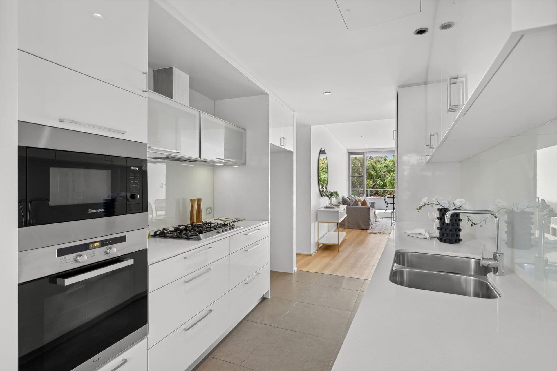 13/10-16 Jenner Street, Little Bay - Thumbnail 3