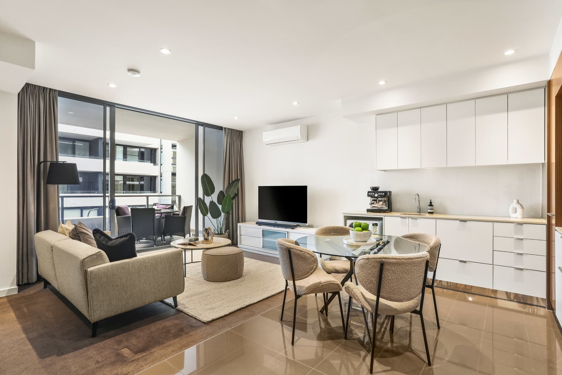 32/1 Thread Lane, Waterloo - Image 1