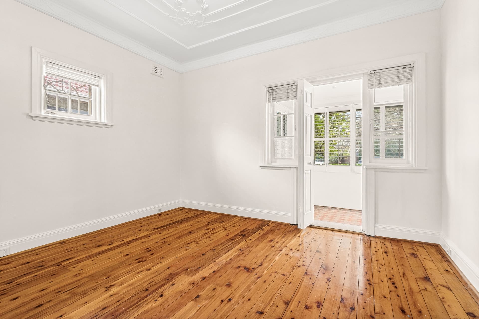 32  Vernon Avenue, Eastlakes - Thumbnail 7