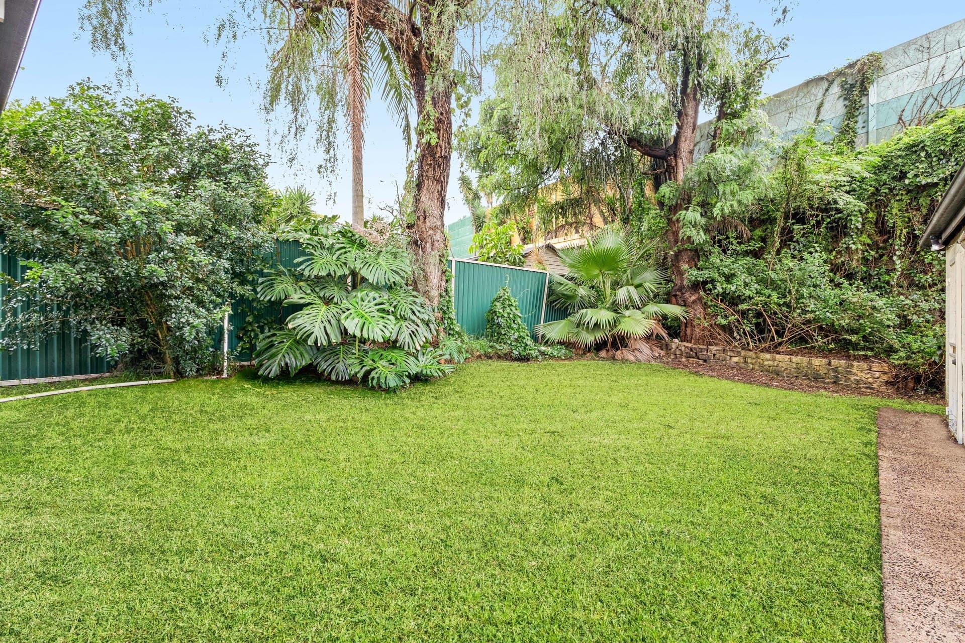 32  Vernon Avenue, Eastlakes - Thumbnail 8