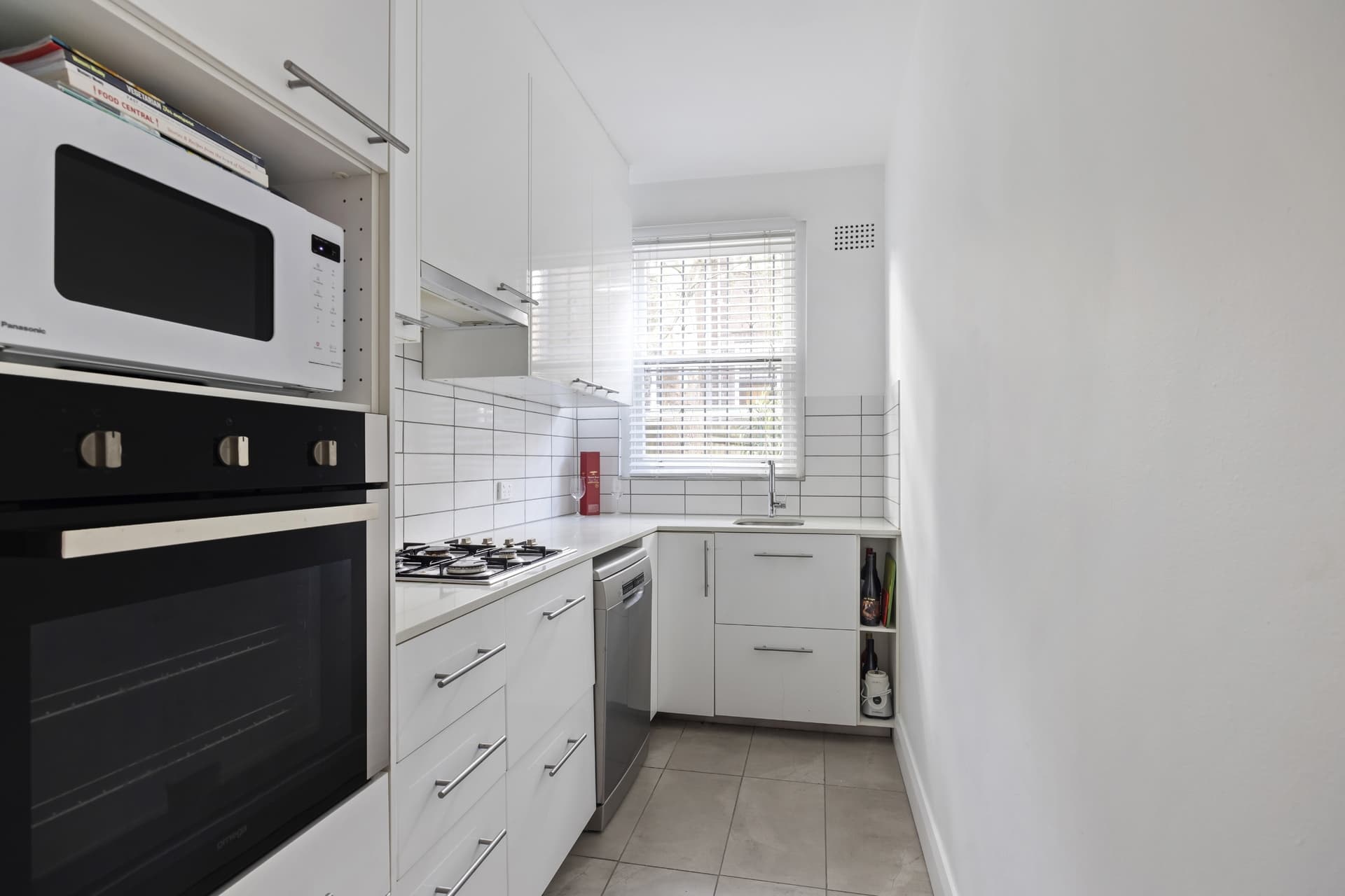 6/17 Poate Road, Centennial Park - Thumbnail 4