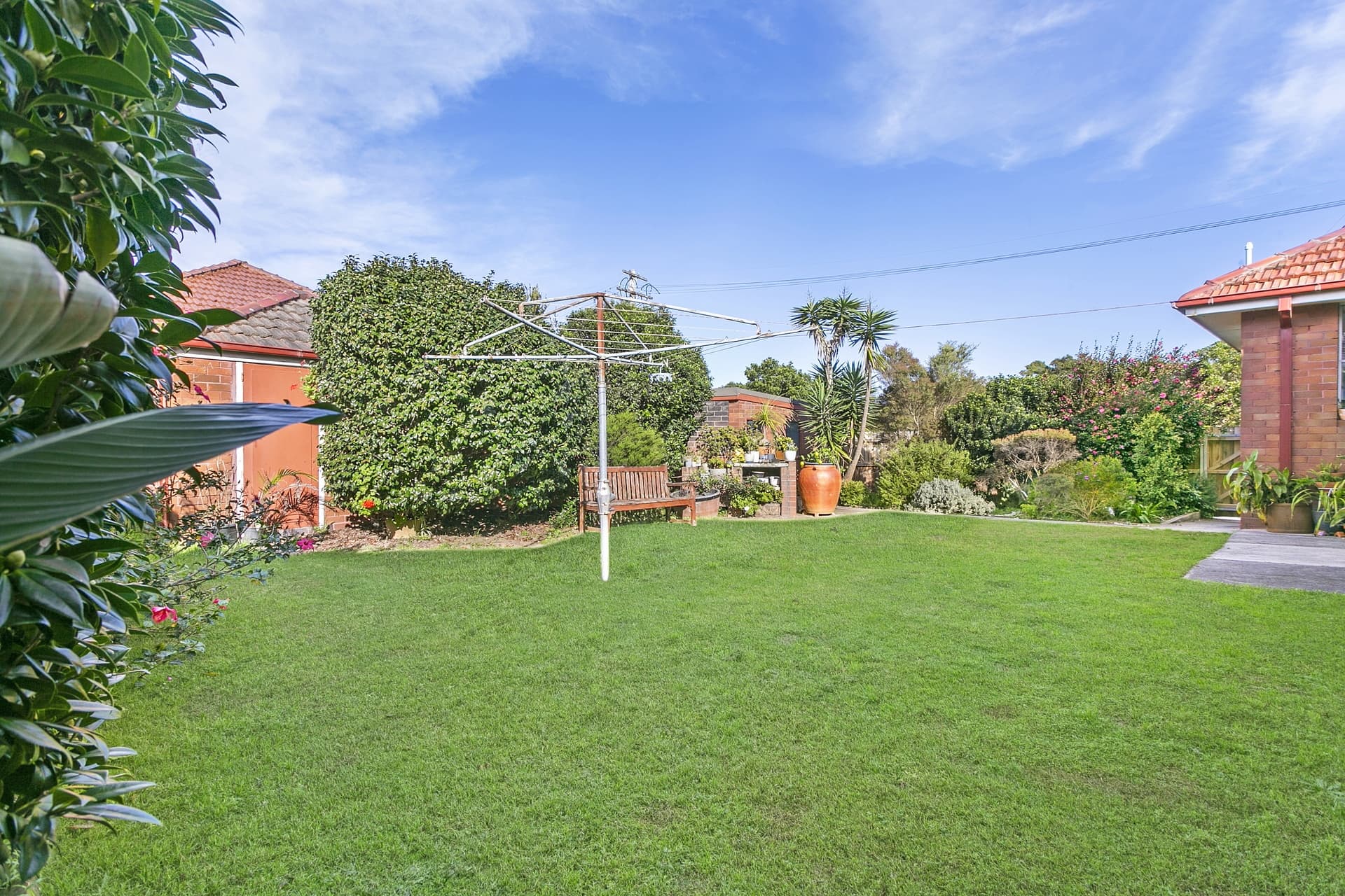22 Tucabia Street, South Coogee - Thumbnail 3