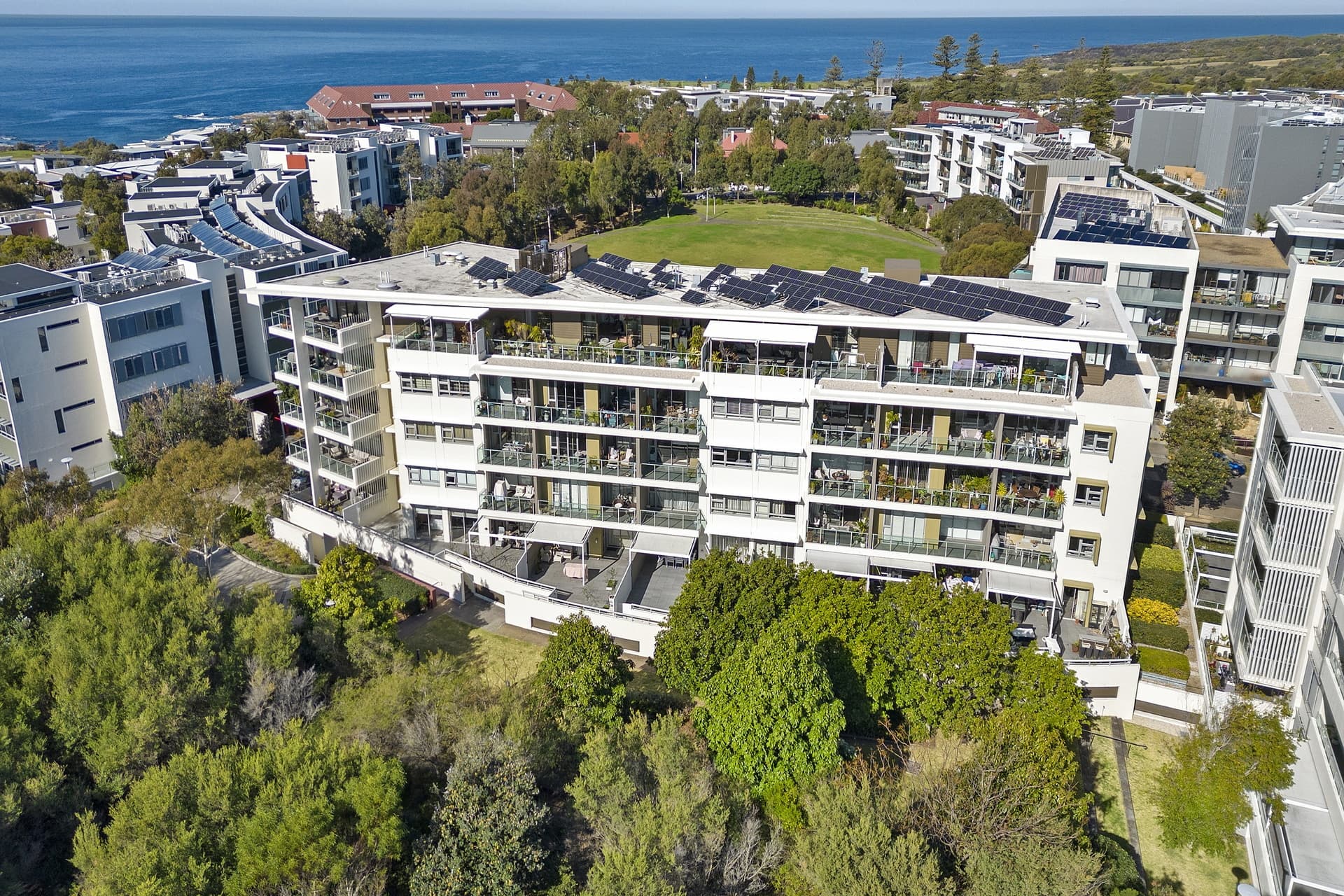 211/8 Jenner Street, Little Bay - Thumbnail 2