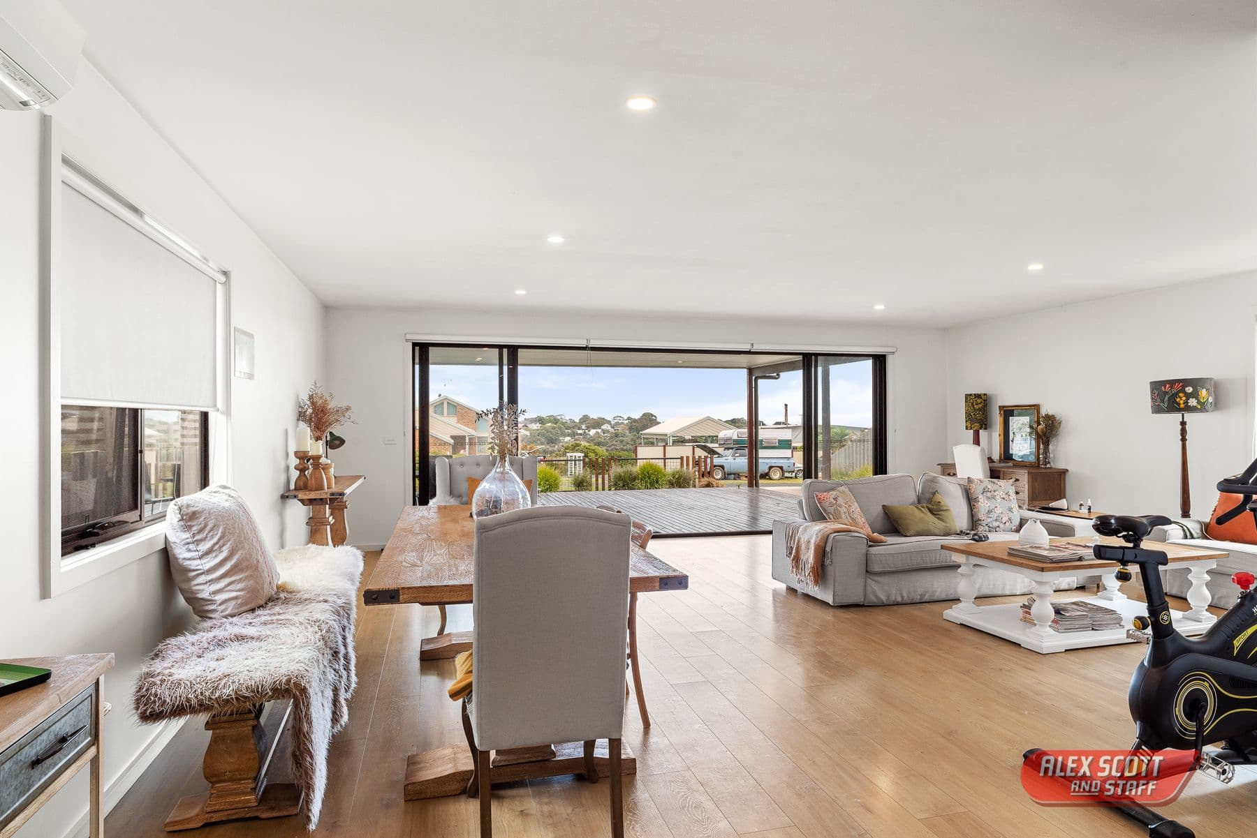 93 Red Rocks Road, Cowes, Cowes - Thumbnail 3