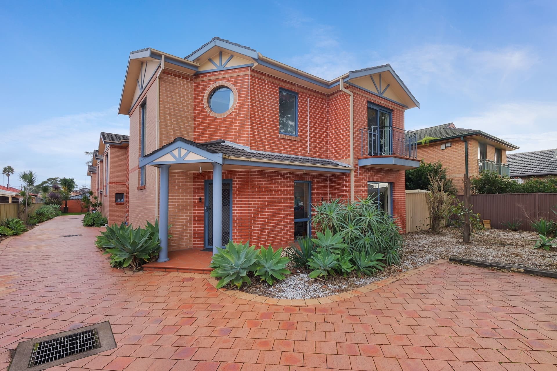 1/10 George Street, Eastlakes - Image 1