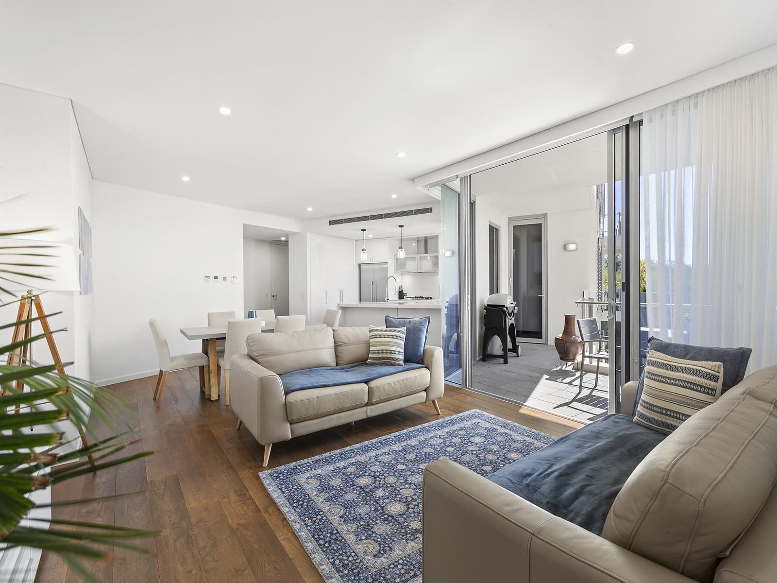 8/2 Millard Drive, Little Bay - Image 1