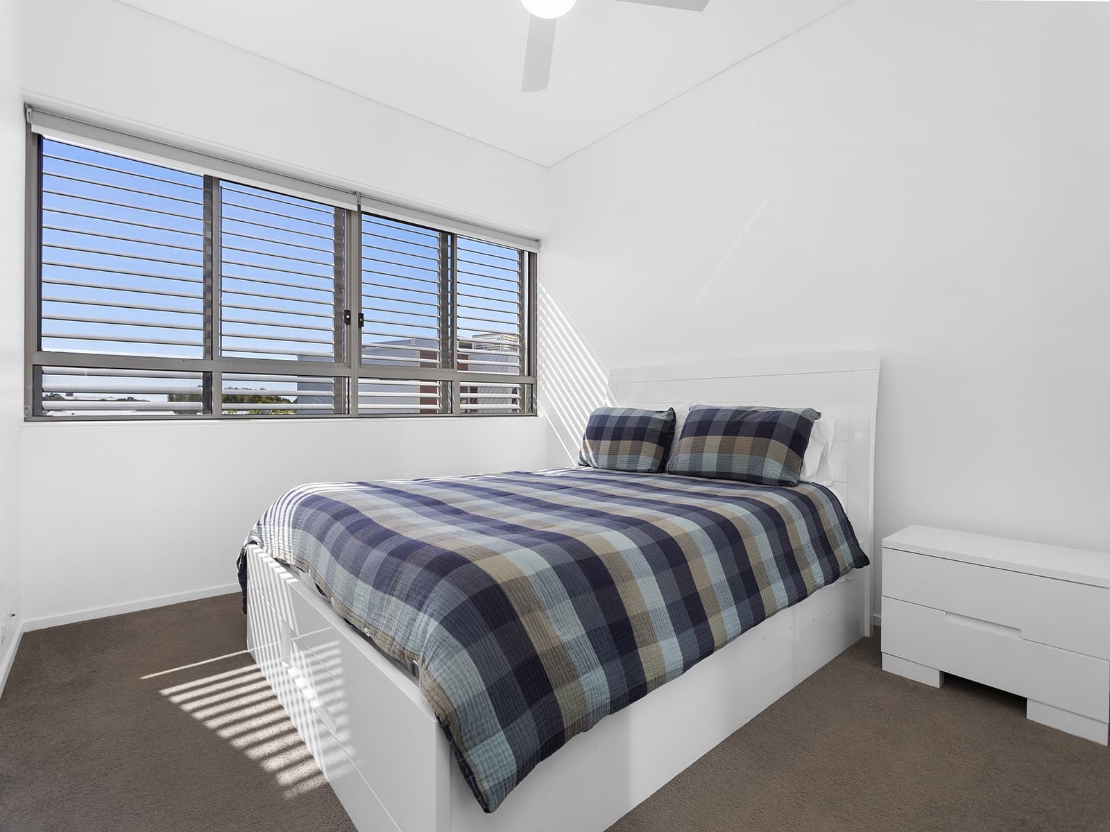 8/2 Millard Drive, Little Bay - Thumbnail 5