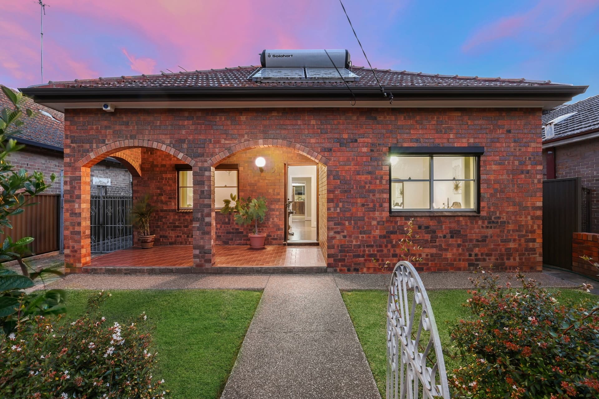 9 Forster Street, Mascot - Image 1