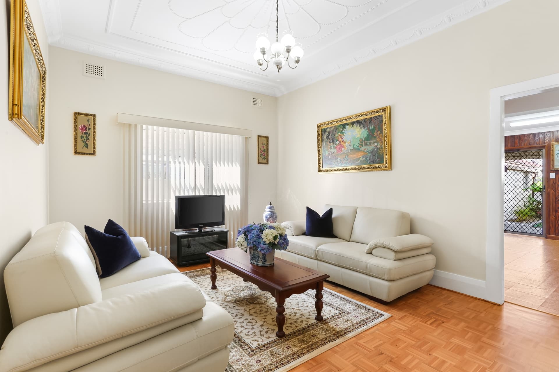 9 Forster Street, Mascot - Thumbnail 2