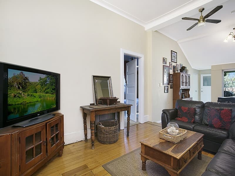 7 Koorinda Avenue, Kensington - Thumbnail 4