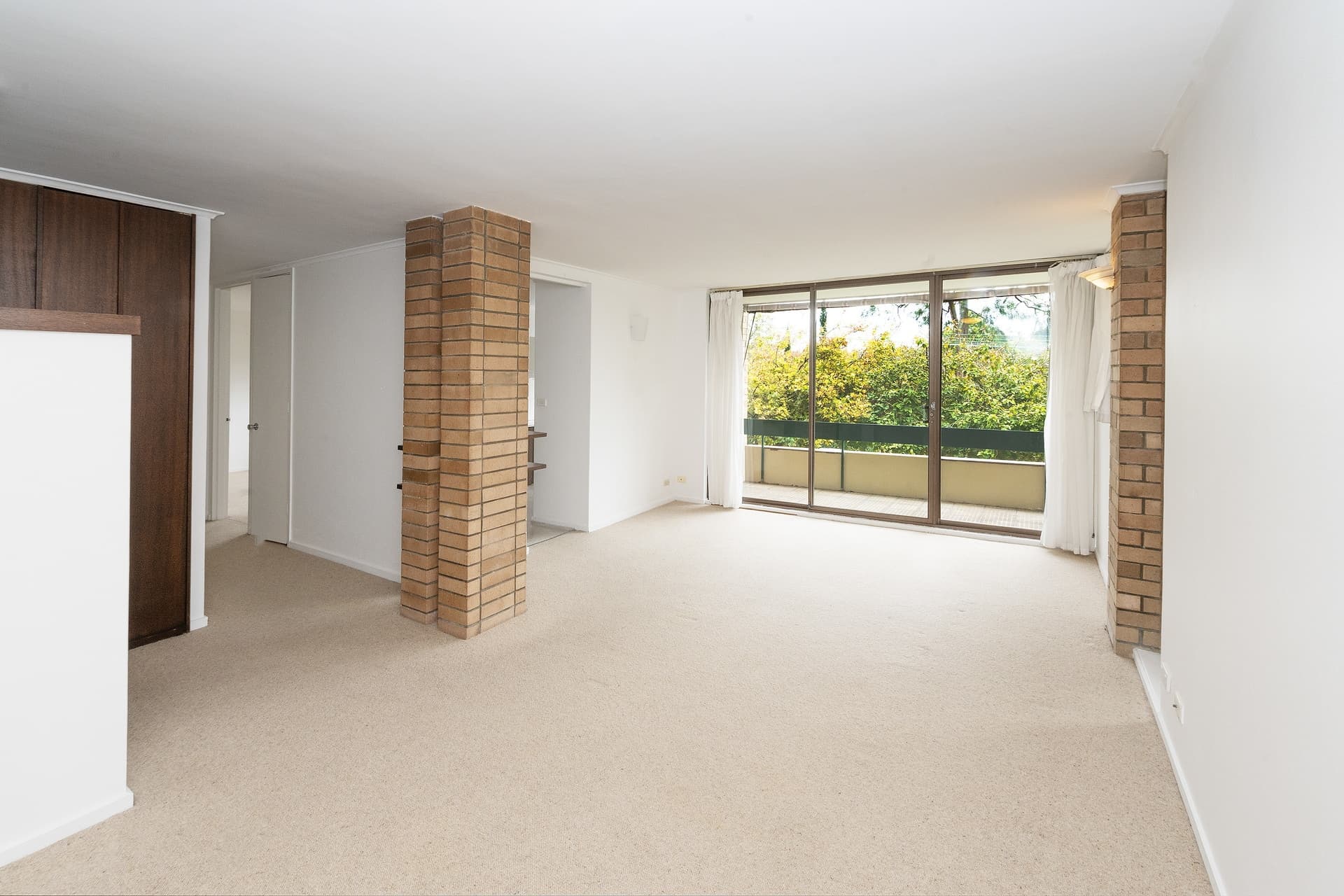 1/19 Selwyn Street, Wollstonecraft - Image 1