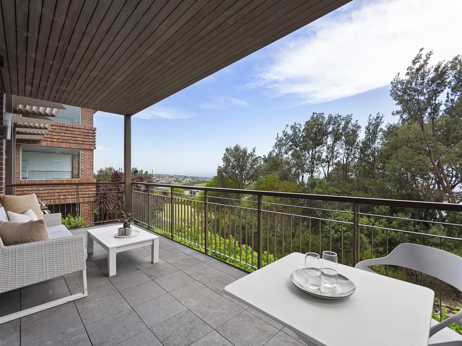 208/1 Pavilion Drive, Little Bay - Thumbnail 4