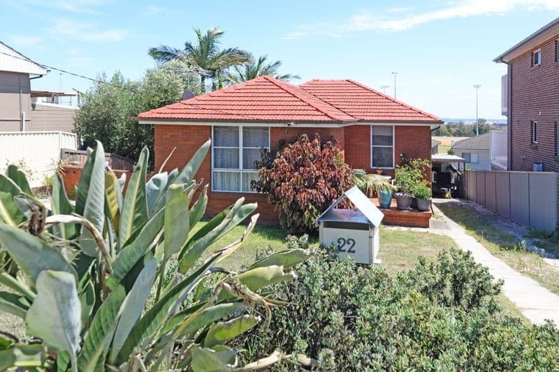 22 Lasseter Avenue, Chifley - Image 1