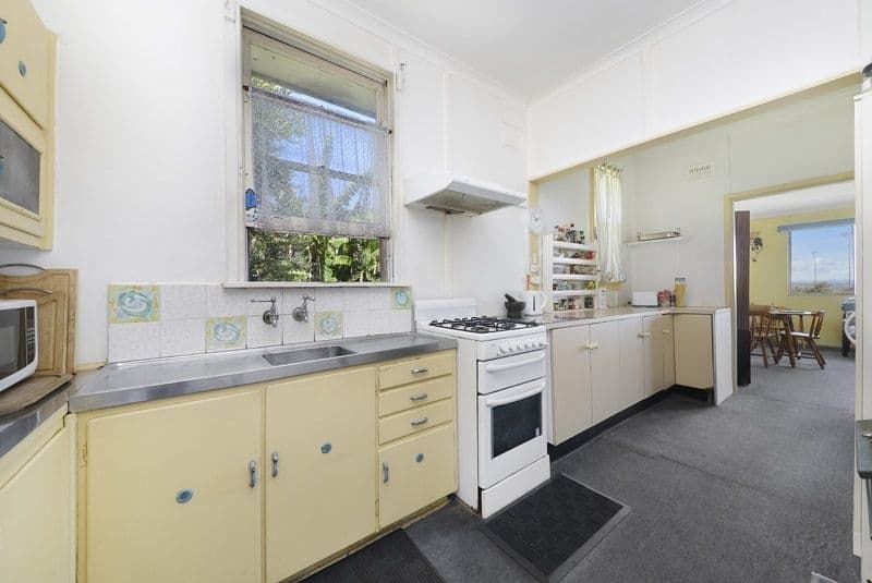22 Lasseter Avenue, Chifley - Thumbnail 7