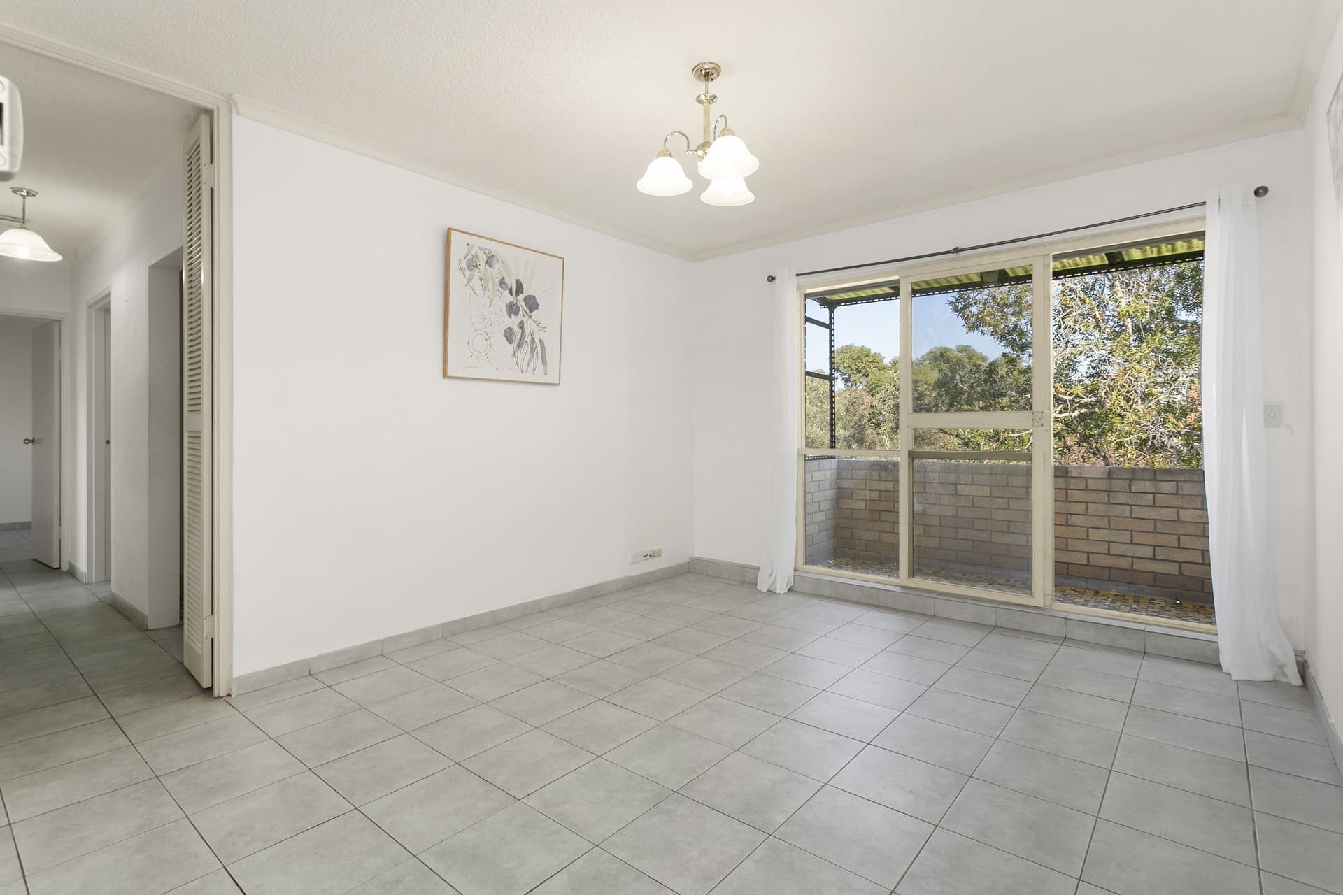 17/3 Grace Campbell Crescent, Hillsdale - Thumbnail 2