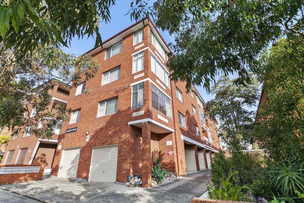 2/273 Maroubra Road, Maroubra - Image 1