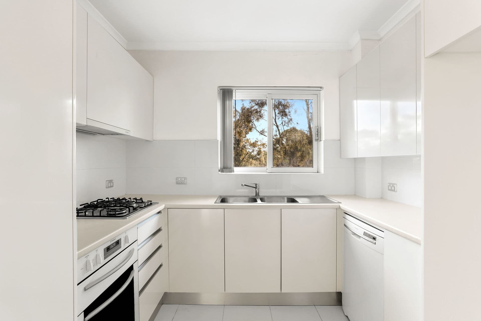 23/3 Hayden Place, Botany - Thumbnail 3