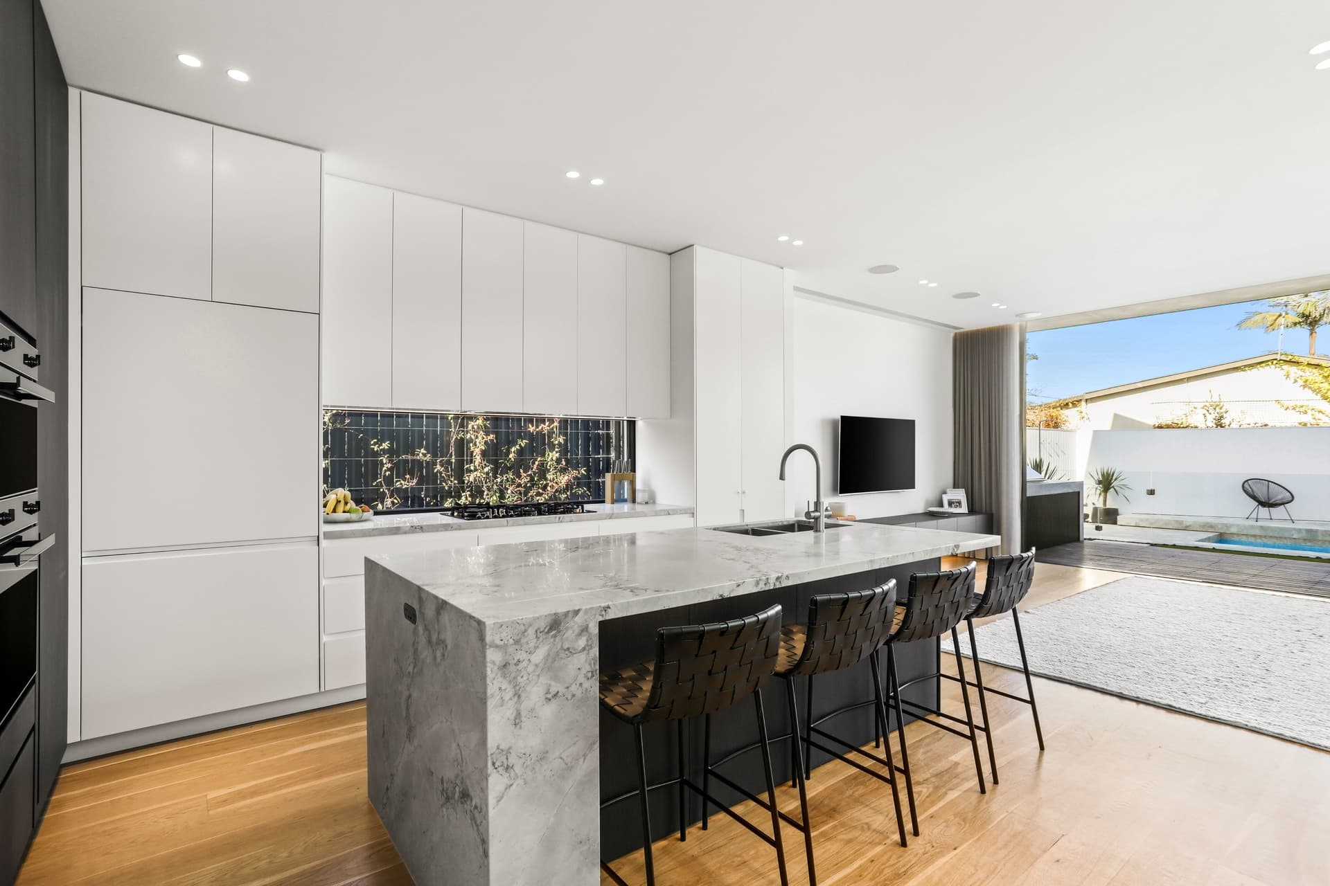 20a Hume Street, Chifley - Thumbnail 2
