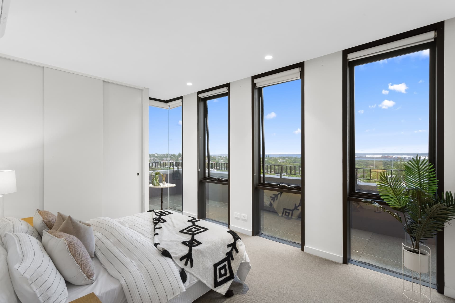 423/1 Cawood Avenue, Little Bay - Thumbnail 8