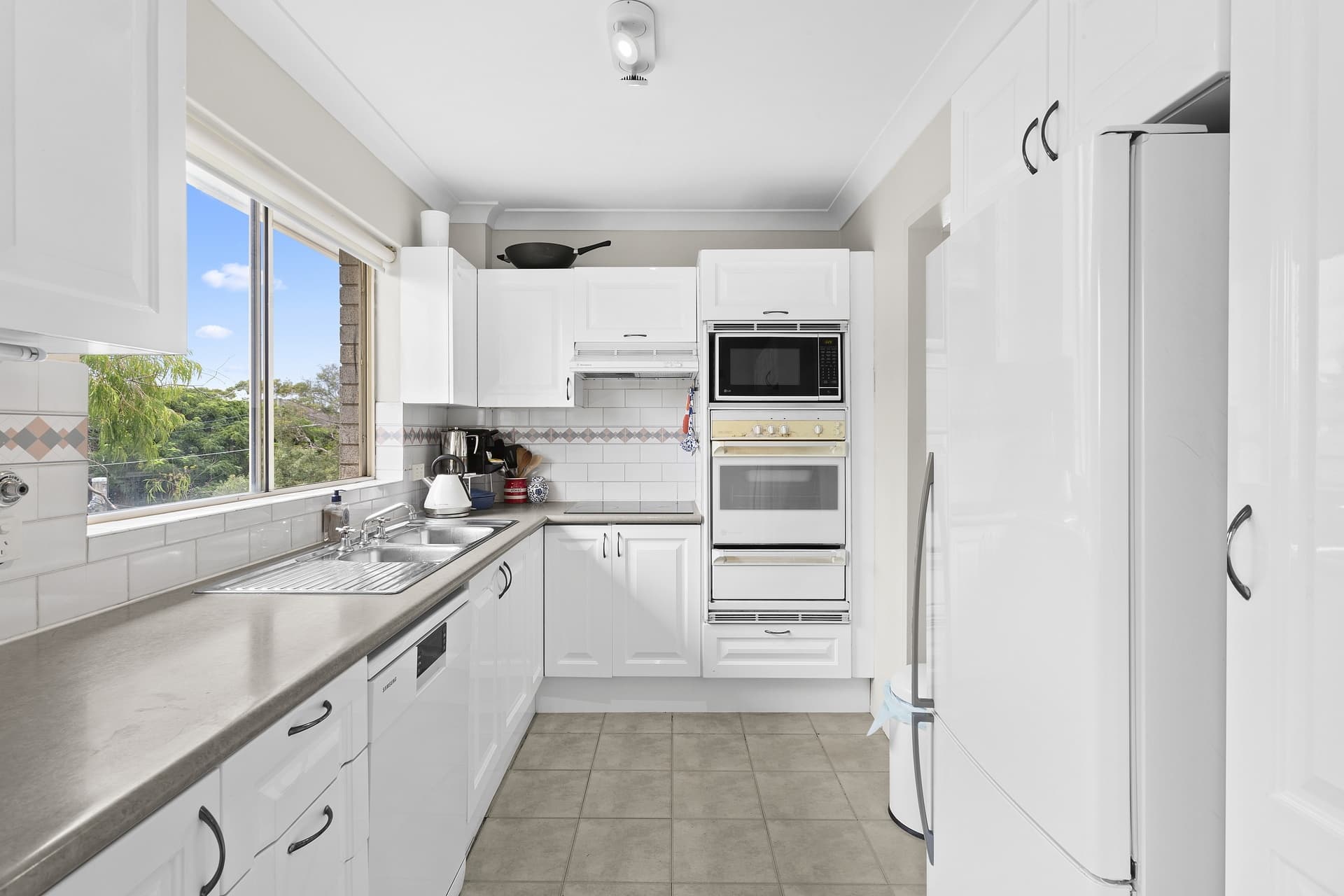 303/9-15 Bishops Avenue, Randwick - Thumbnail 3