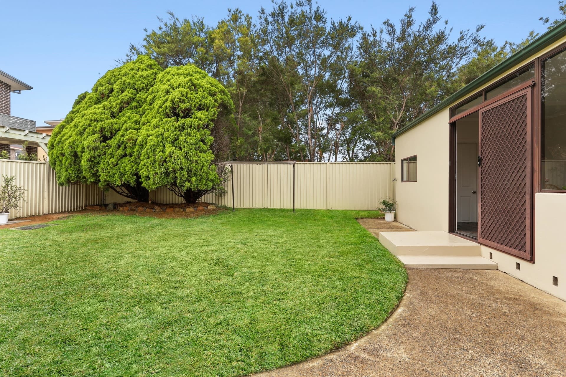 119 King Street, Mascot - Image 1