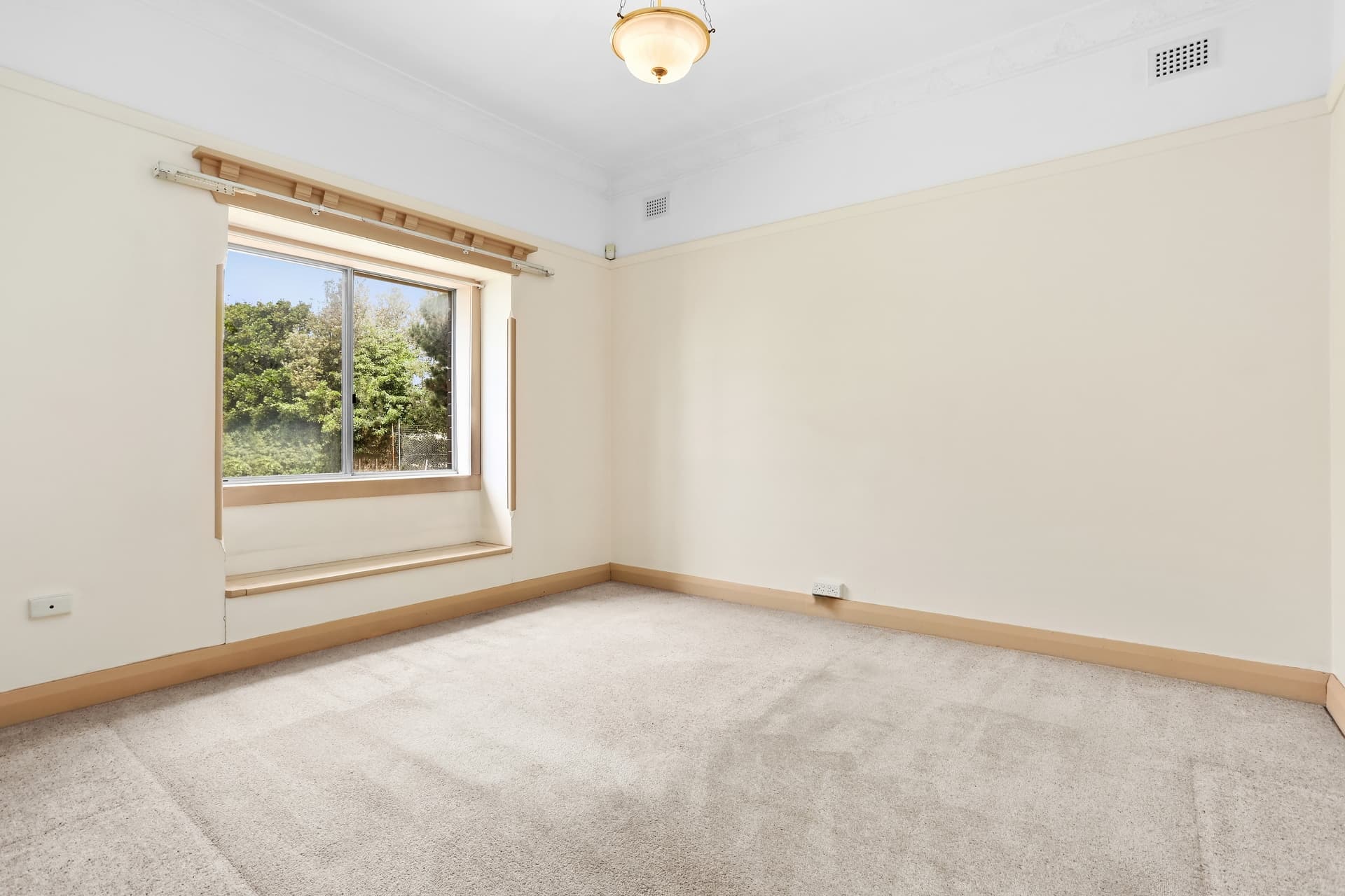 42 Hicks Avenue, Mascot - Thumbnail 4