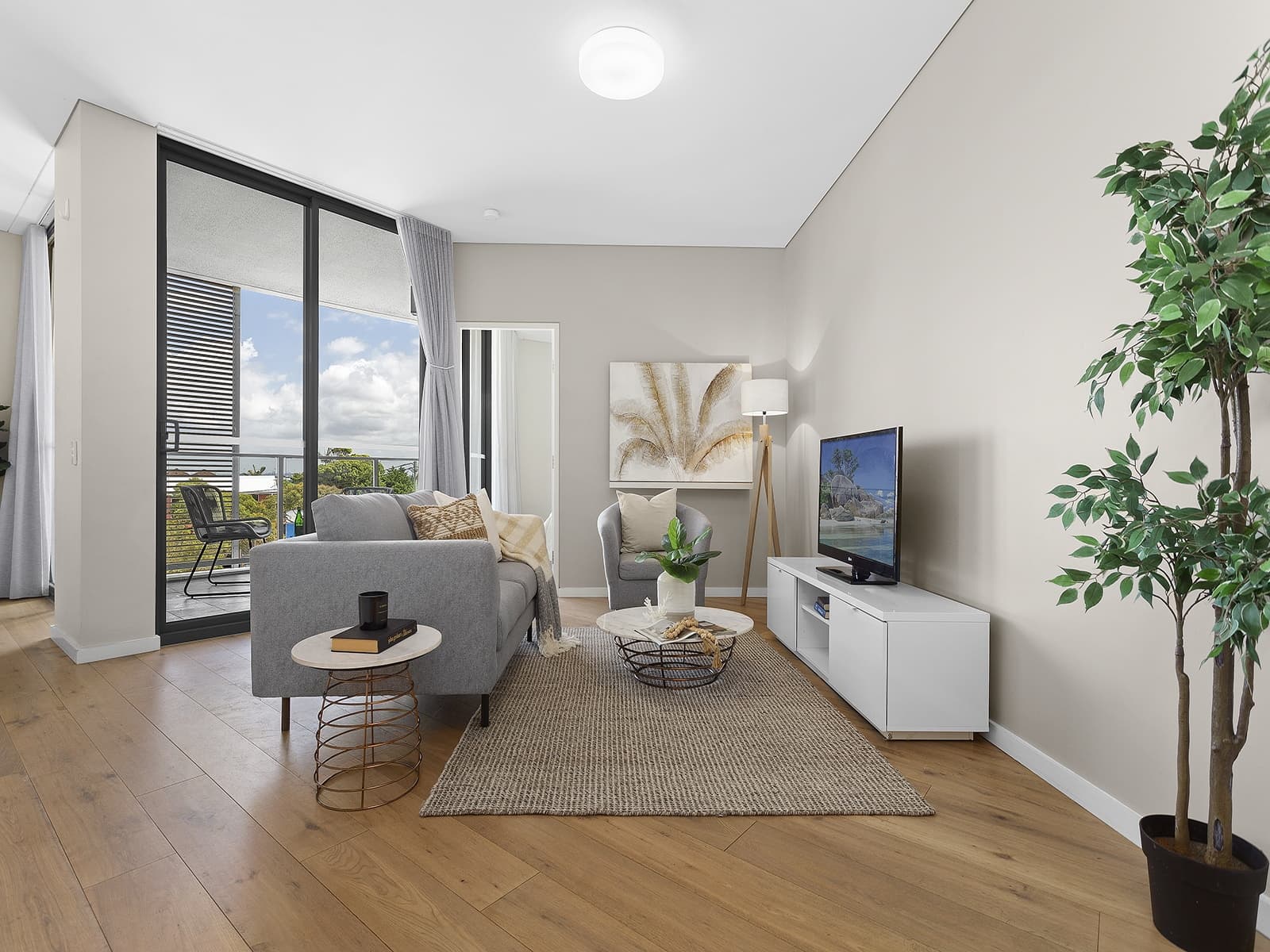 206/1-5 Pine Avenue, Little Bay - Image 1