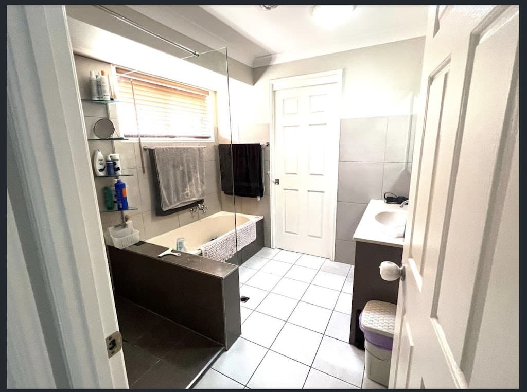 3 Cressbrook Court, Meadowbrook, QLD, 4131, Meadowbrook - Thumbnail 5