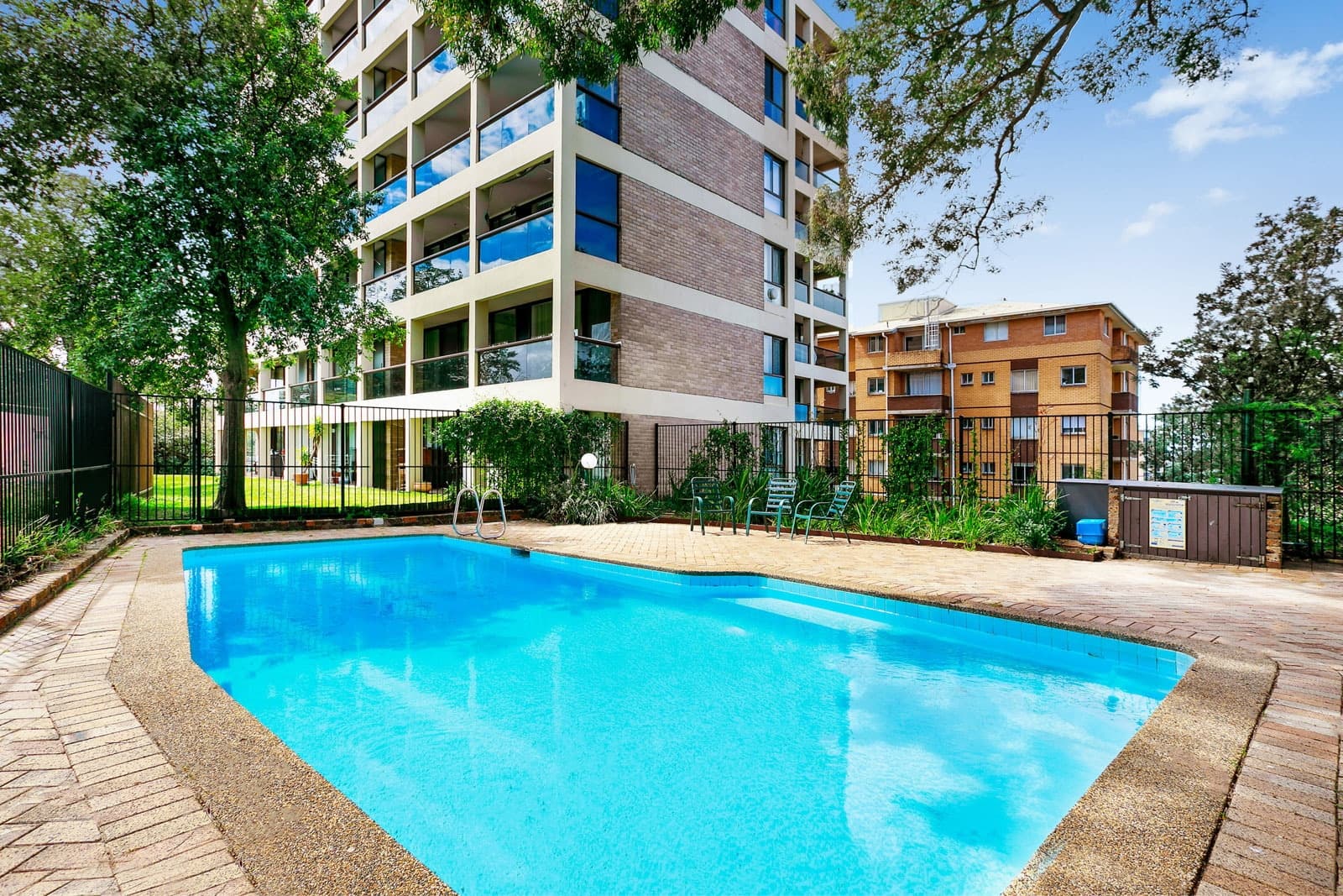 18/20 Boronia Street, Kensington - Image 1