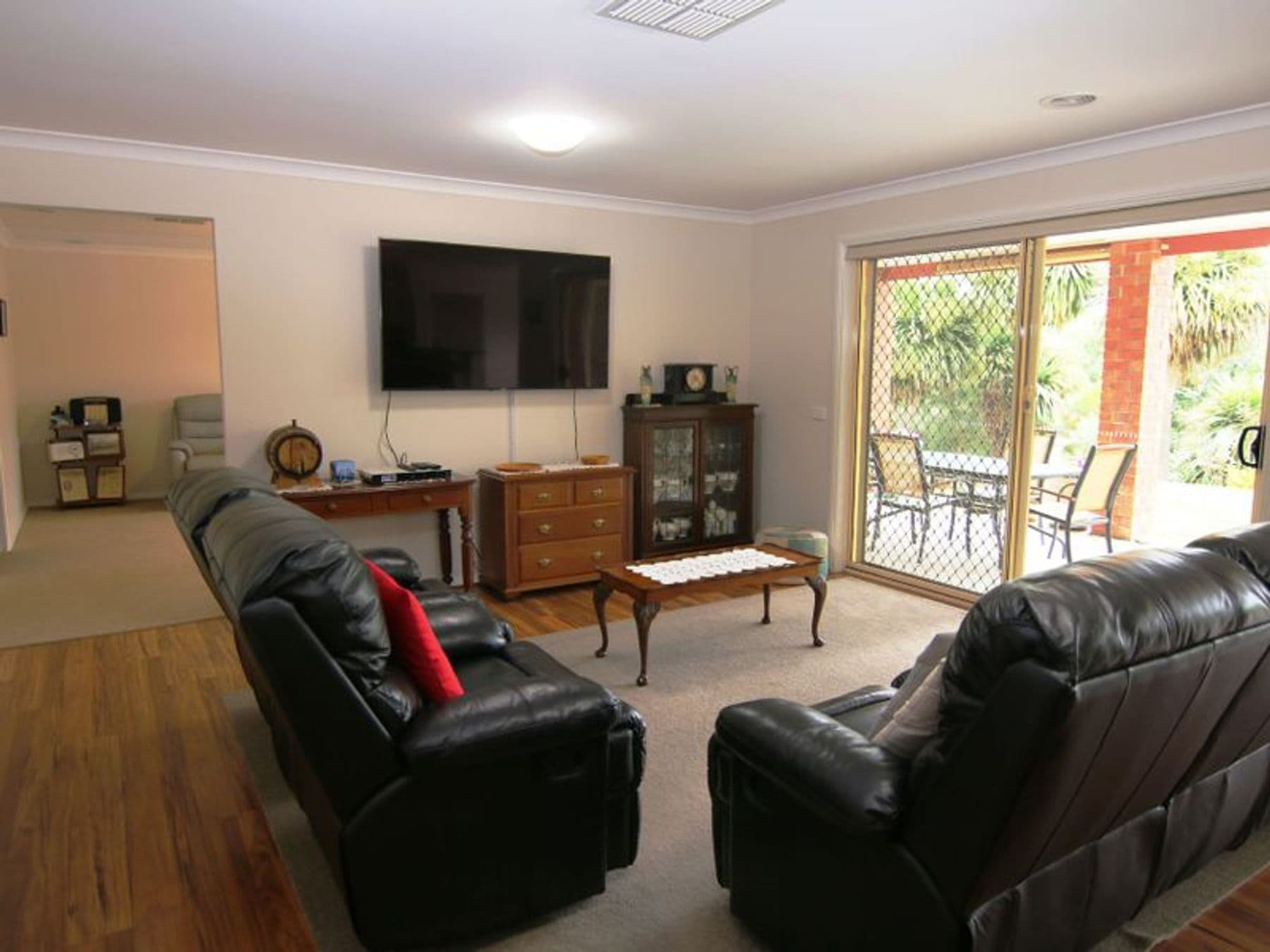 61 HILLCREST Way, Korumburra, Korumburra - Thumbnail 6