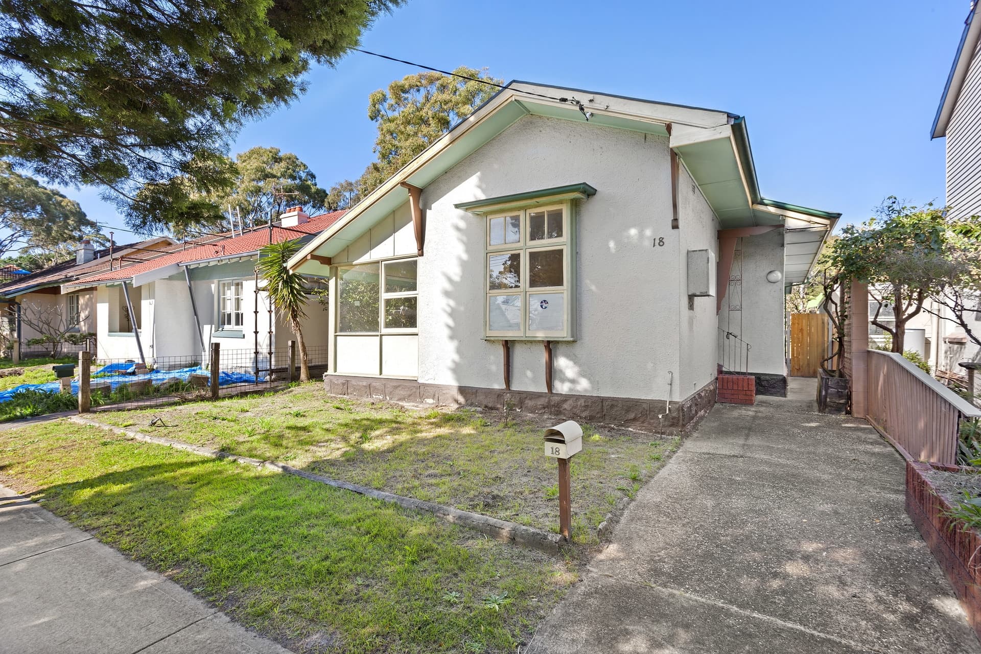 18 Cook Avenue, Daceyville - Image 1