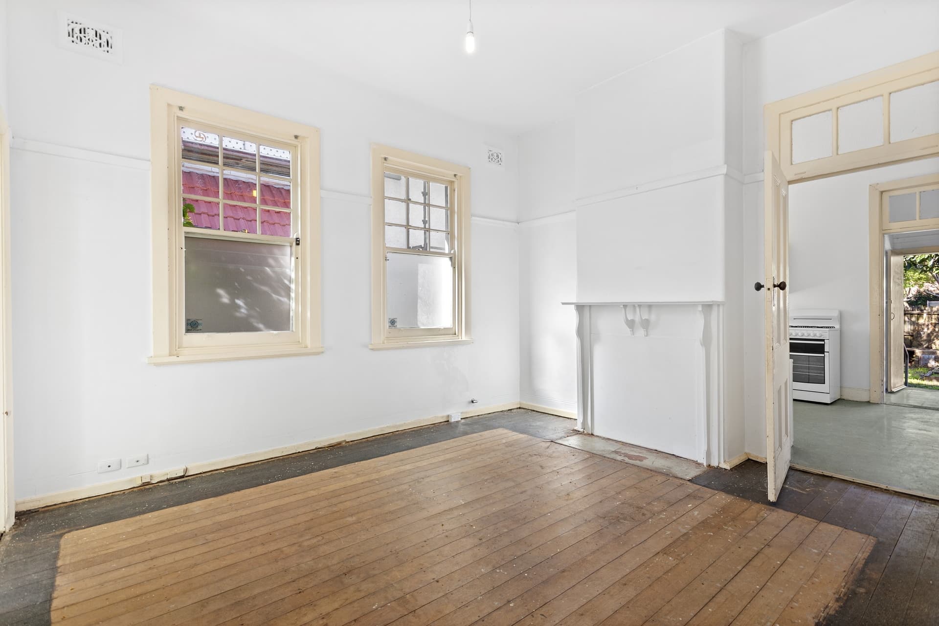 18 Cook Avenue, Daceyville - Thumbnail 3