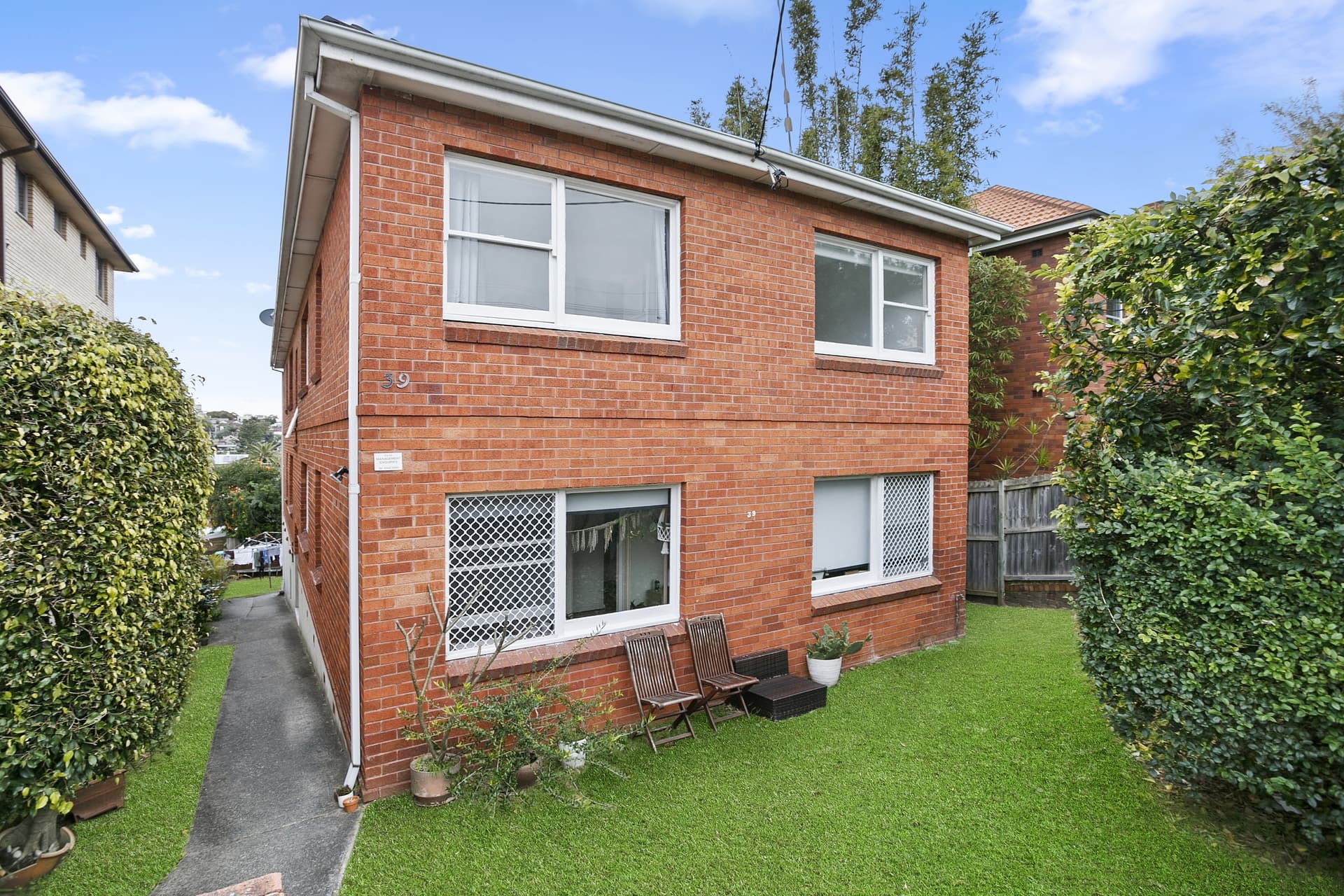 39 Belgrave Street, Bronte - Thumbnail 2
