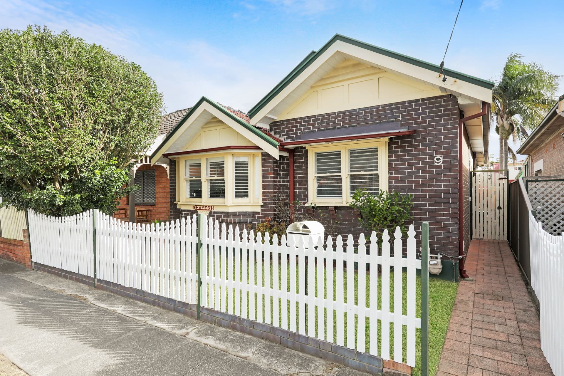 9 Frogmore Street, Mascot - Image 1