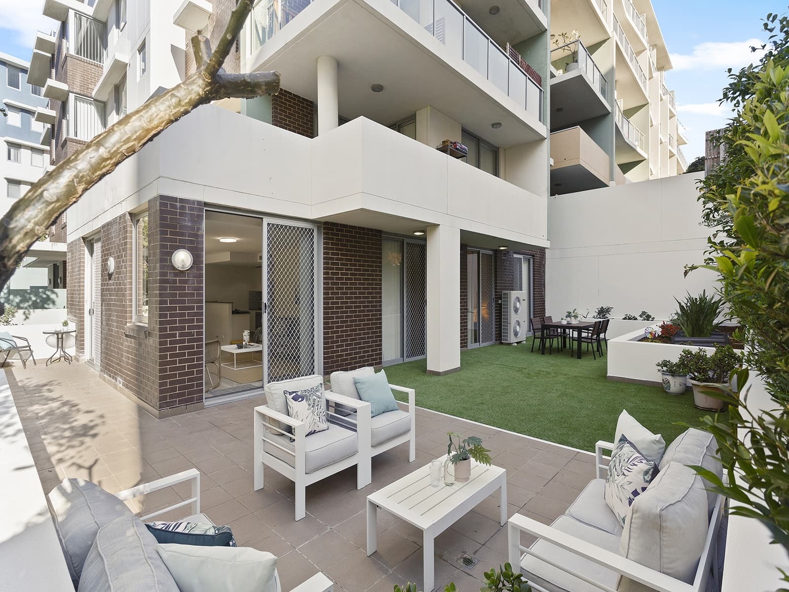 4101/42 Pemberton Street, Botany - Thumbnail 3