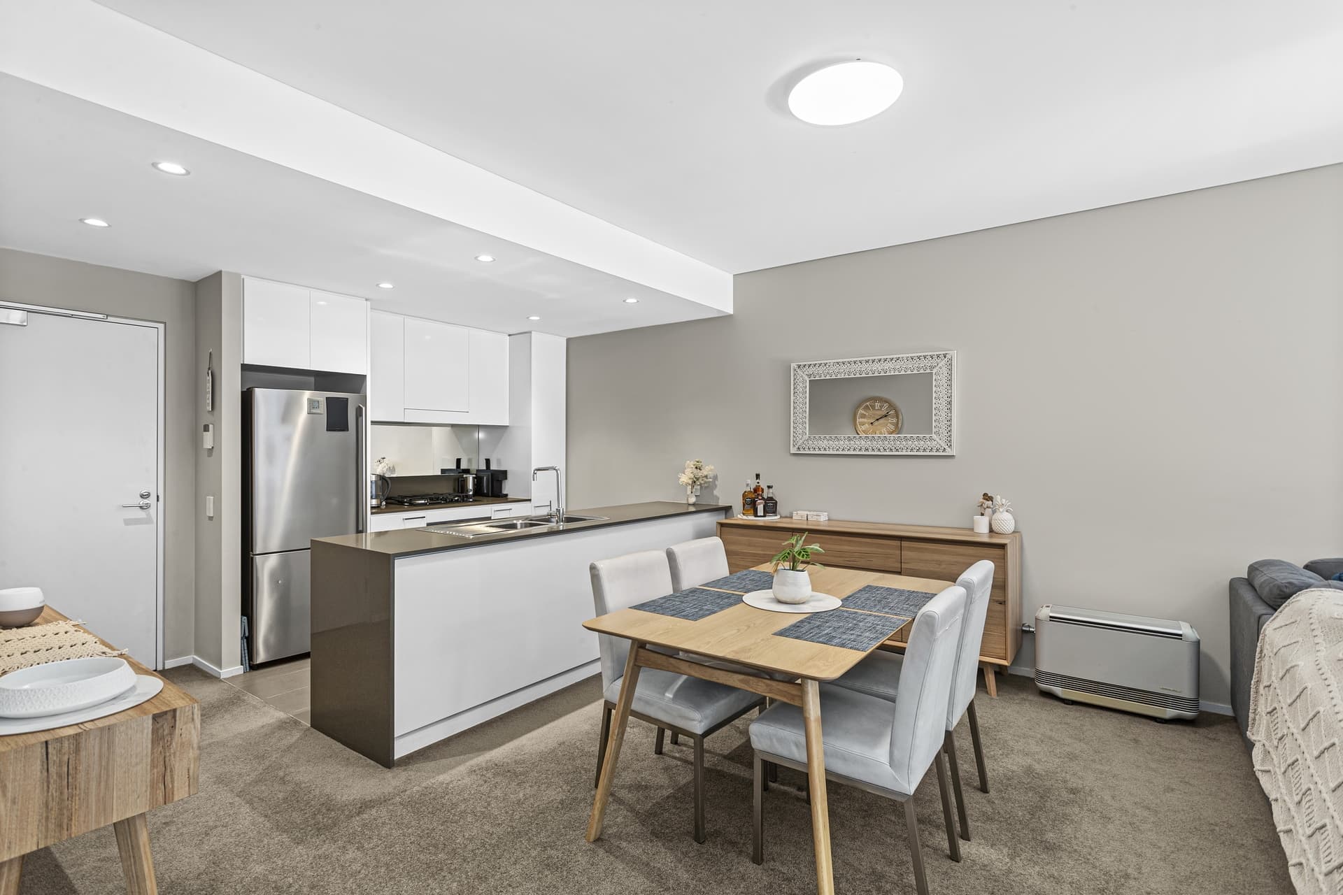 110/1-5 Pine Avenue, Little Bay - Thumbnail 2