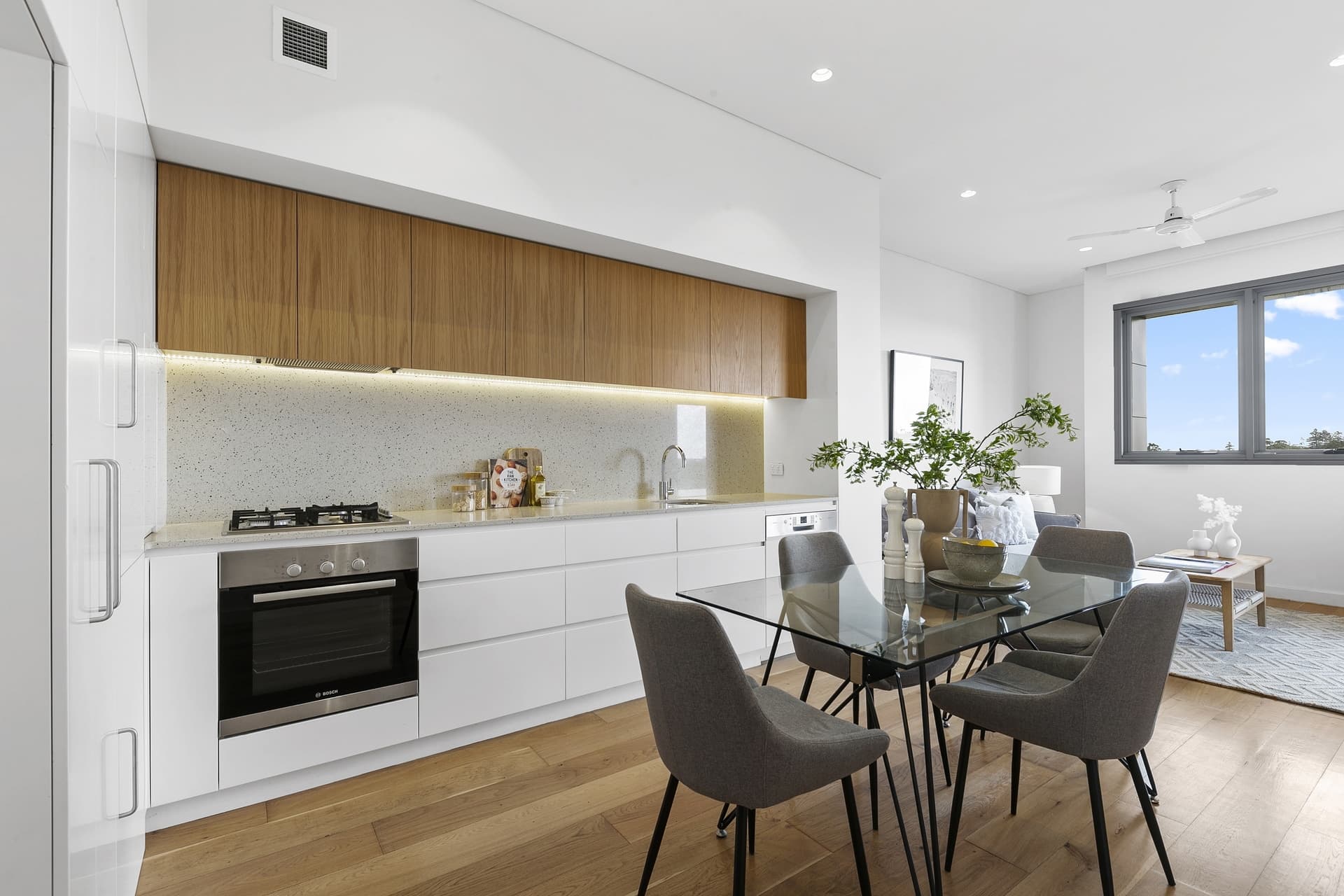 402/1-5 Solarch Avenue, Little Bay - Thumbnail 2