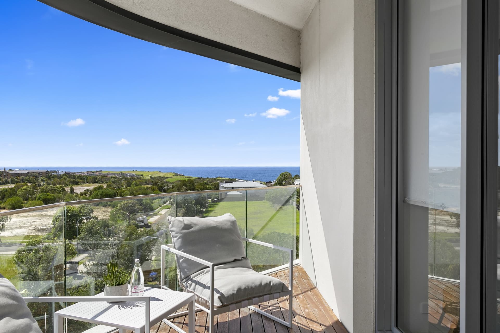 402/1-5 Solarch Avenue, Little Bay - Thumbnail 3