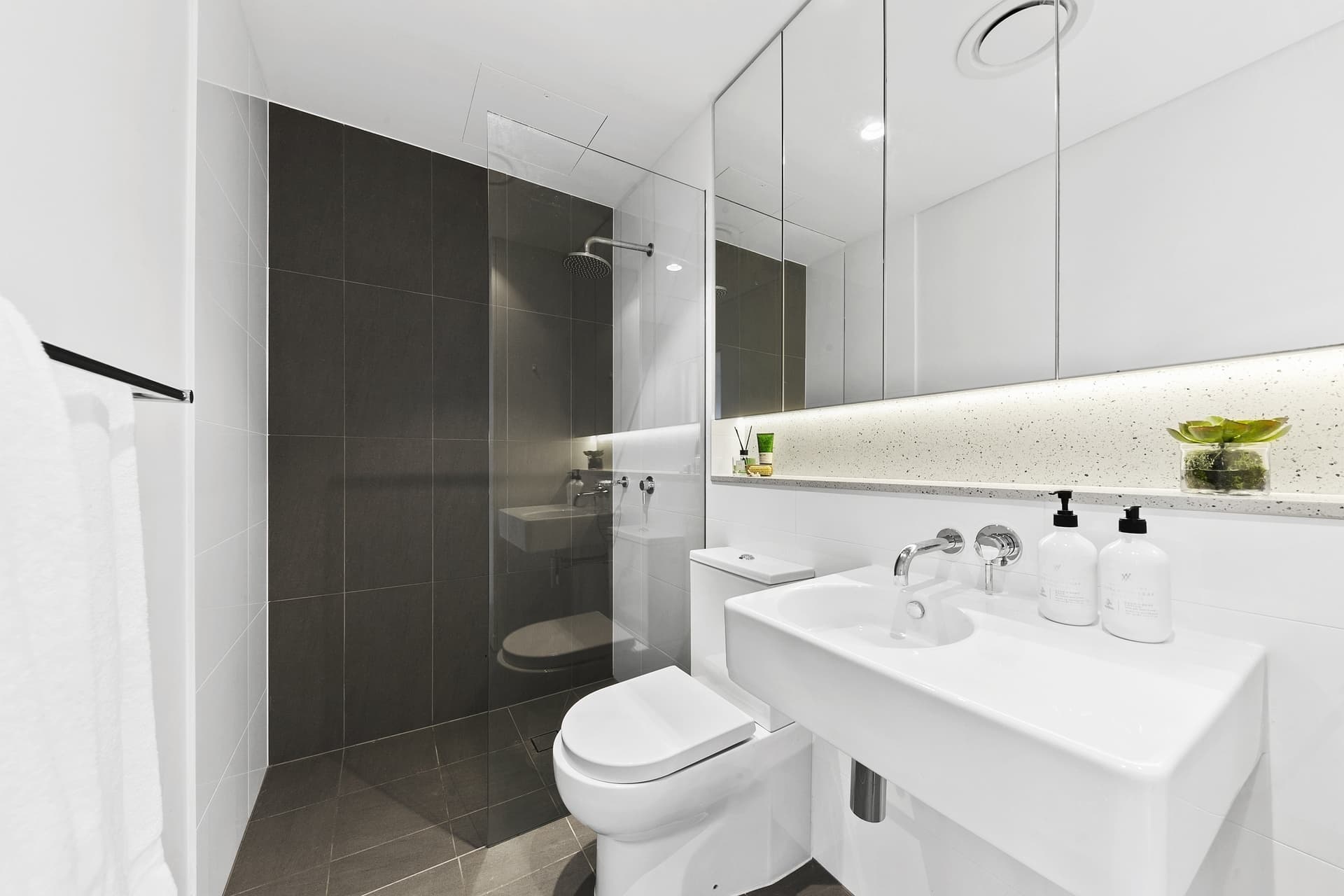 402/1-5 Solarch Avenue, Little Bay - Thumbnail 6