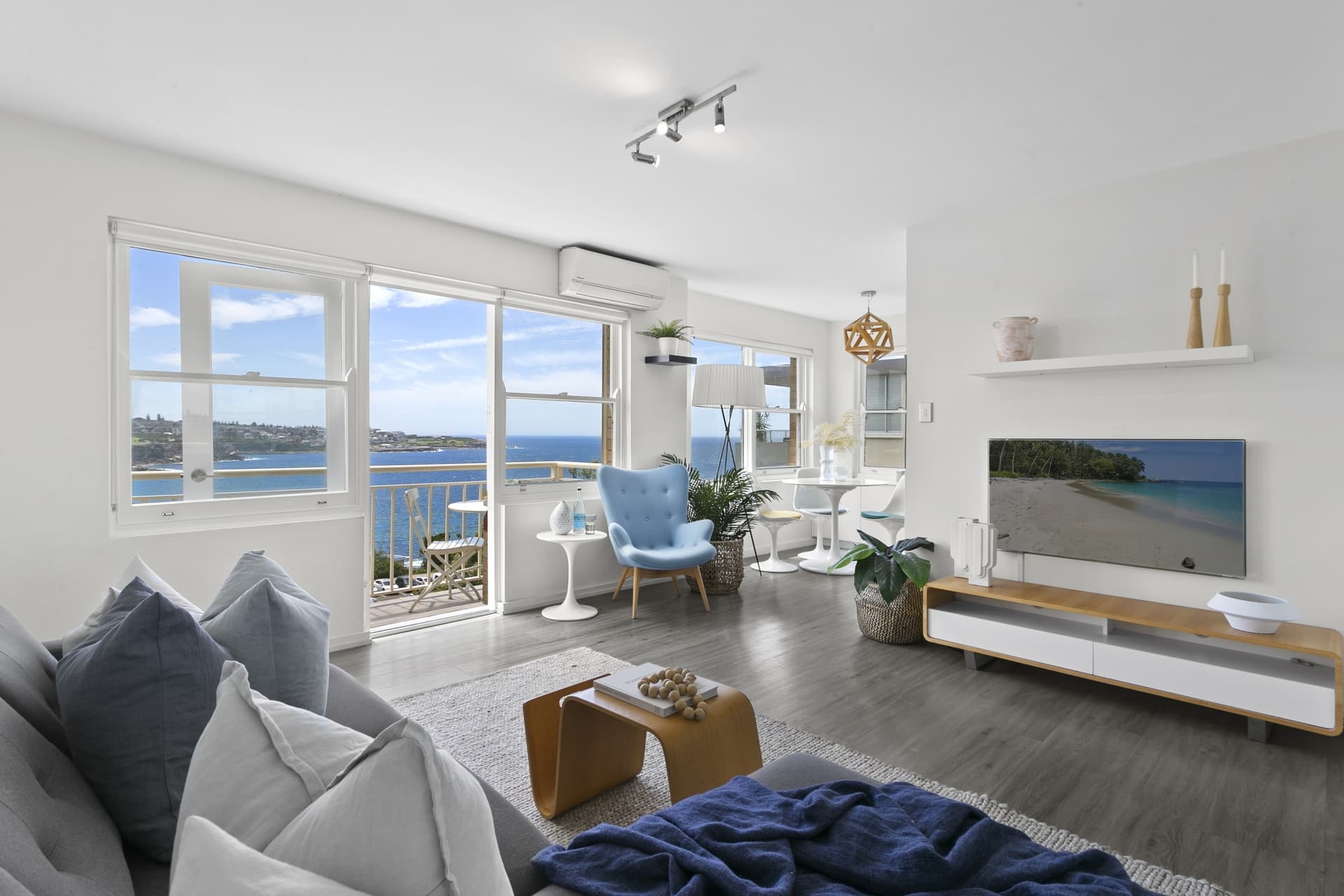 7/3 Dundas Street, Coogee - Image 1