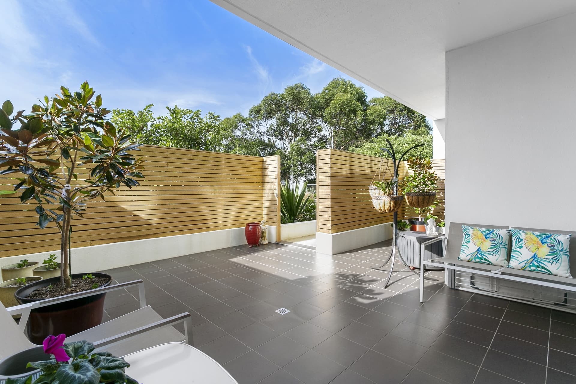 101/1-5 Pine Avenue, Little Bay - Thumbnail 7