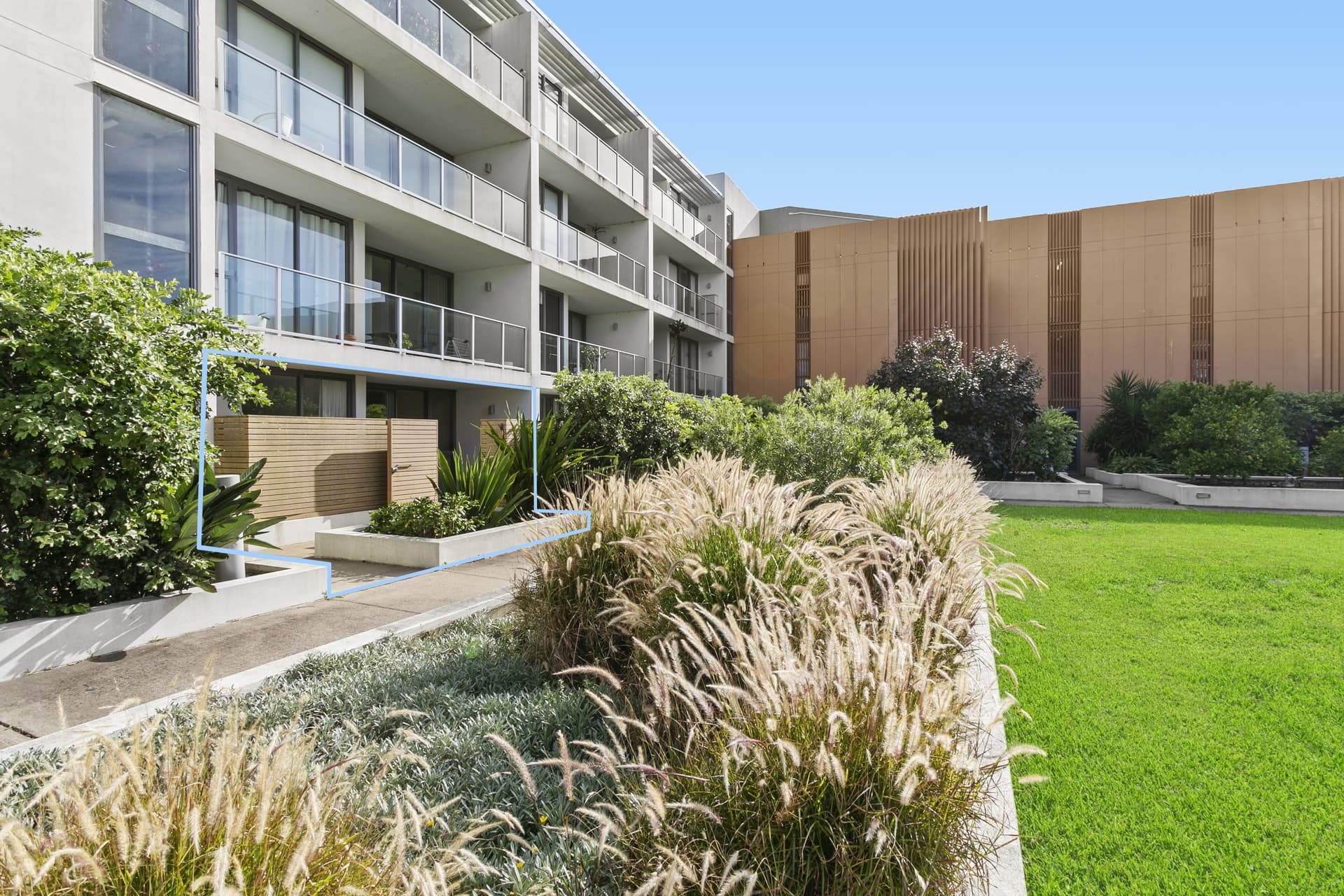 101/1-5 Pine Avenue, Little Bay - Thumbnail 8
