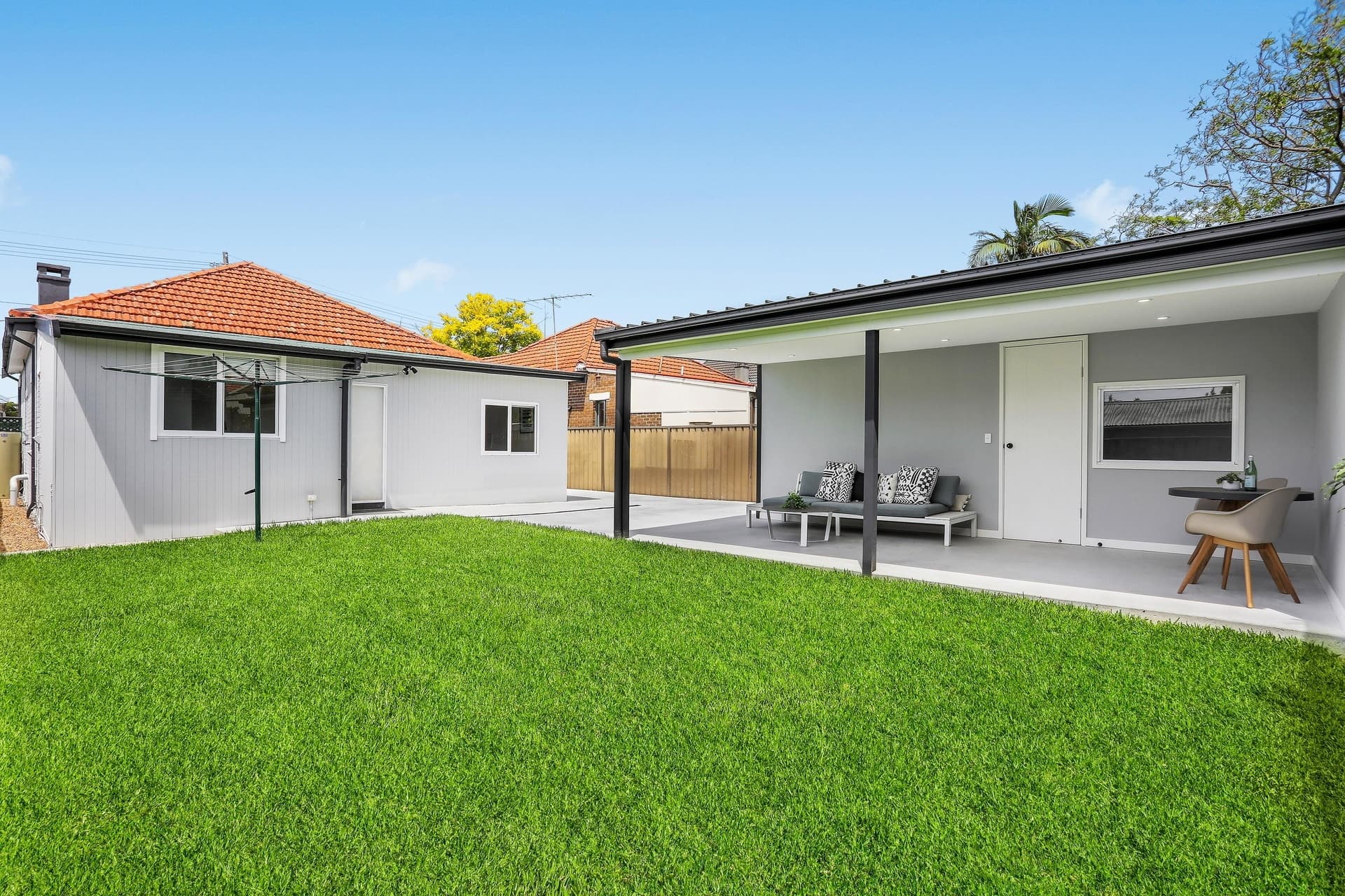 45 Macintosh Street, Mascot - Image 1
