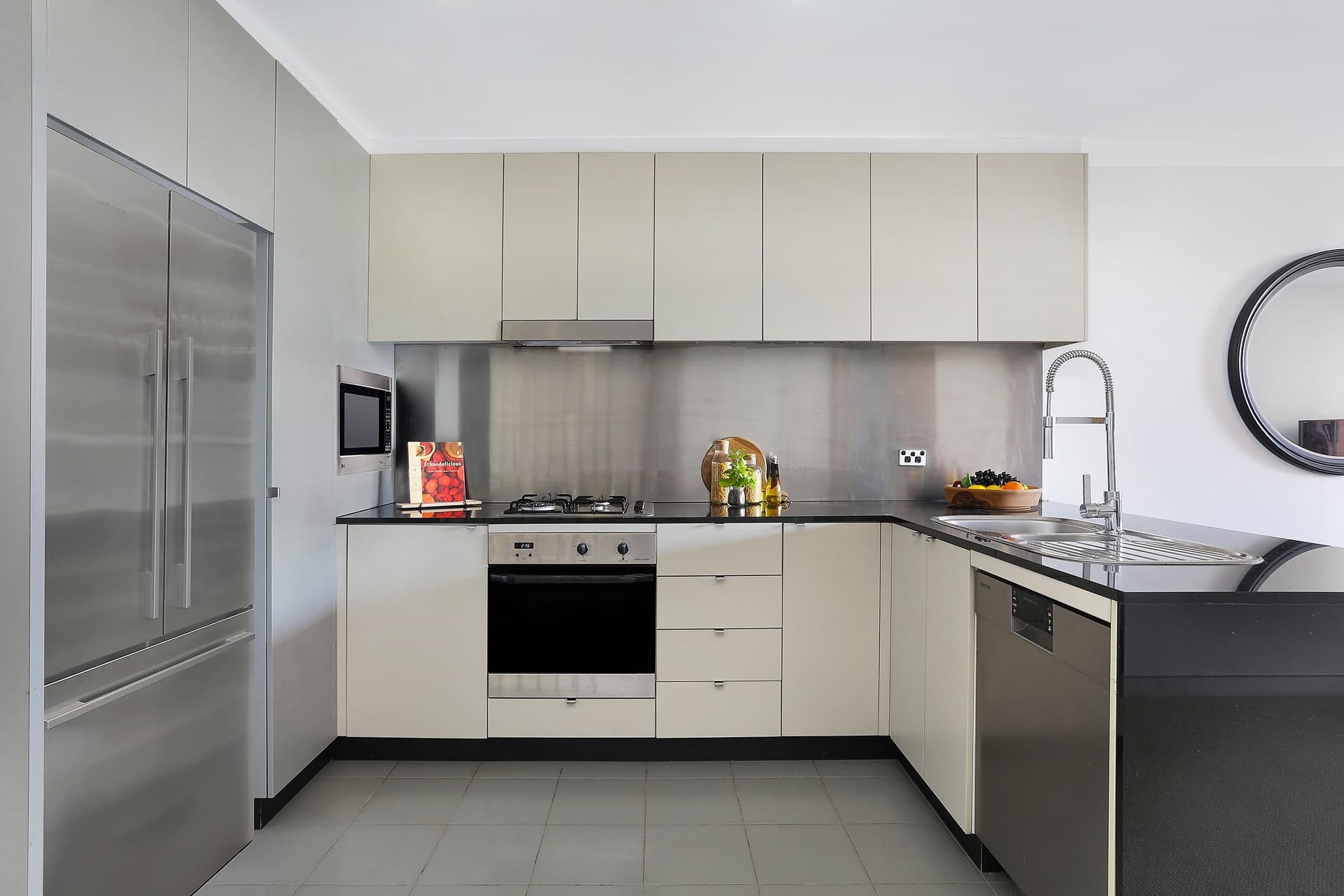 303/5 Queen Street, Rosebery - Thumbnail 5