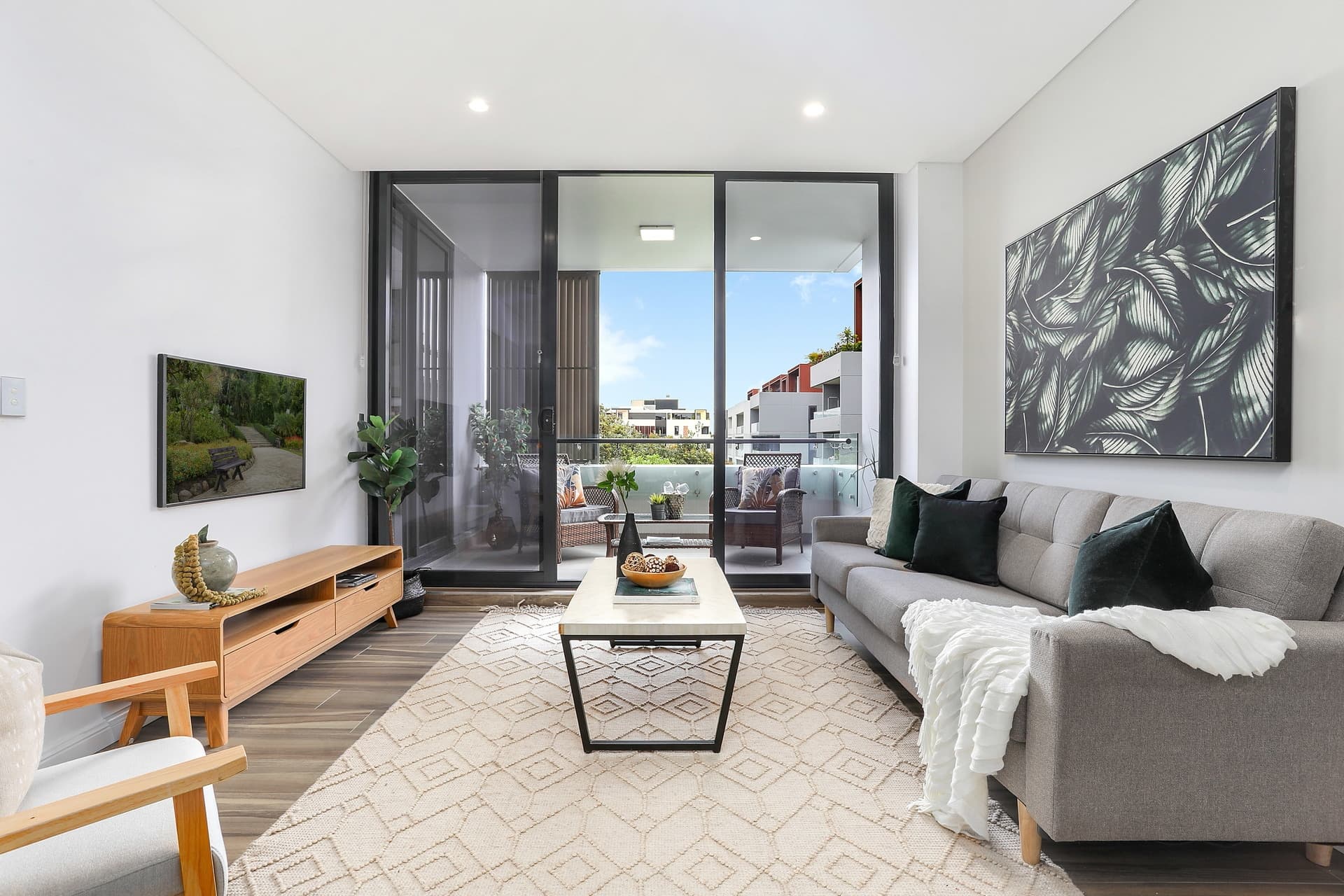 323/54 Rosebery Avenue, Rosebery - Image 1