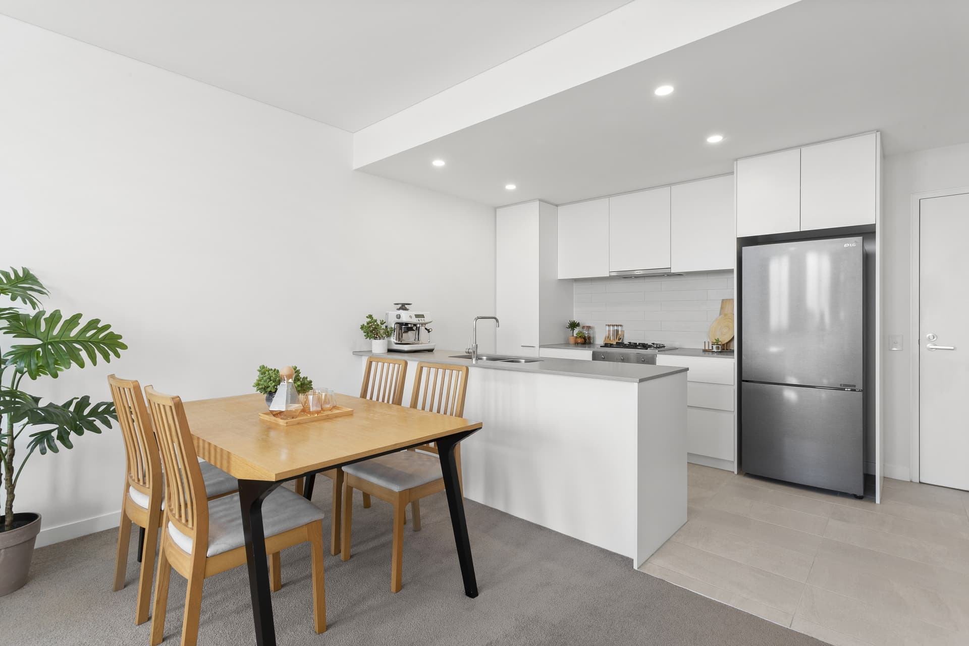 3601/50 Pemberton Street, Botany - Thumbnail 5