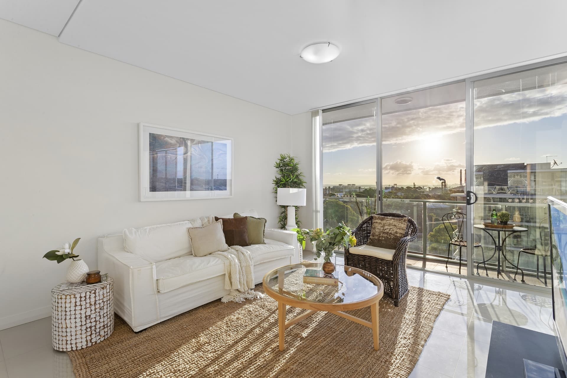 1703/39 Rhodes Street, Hillsdale - Thumbnail 4