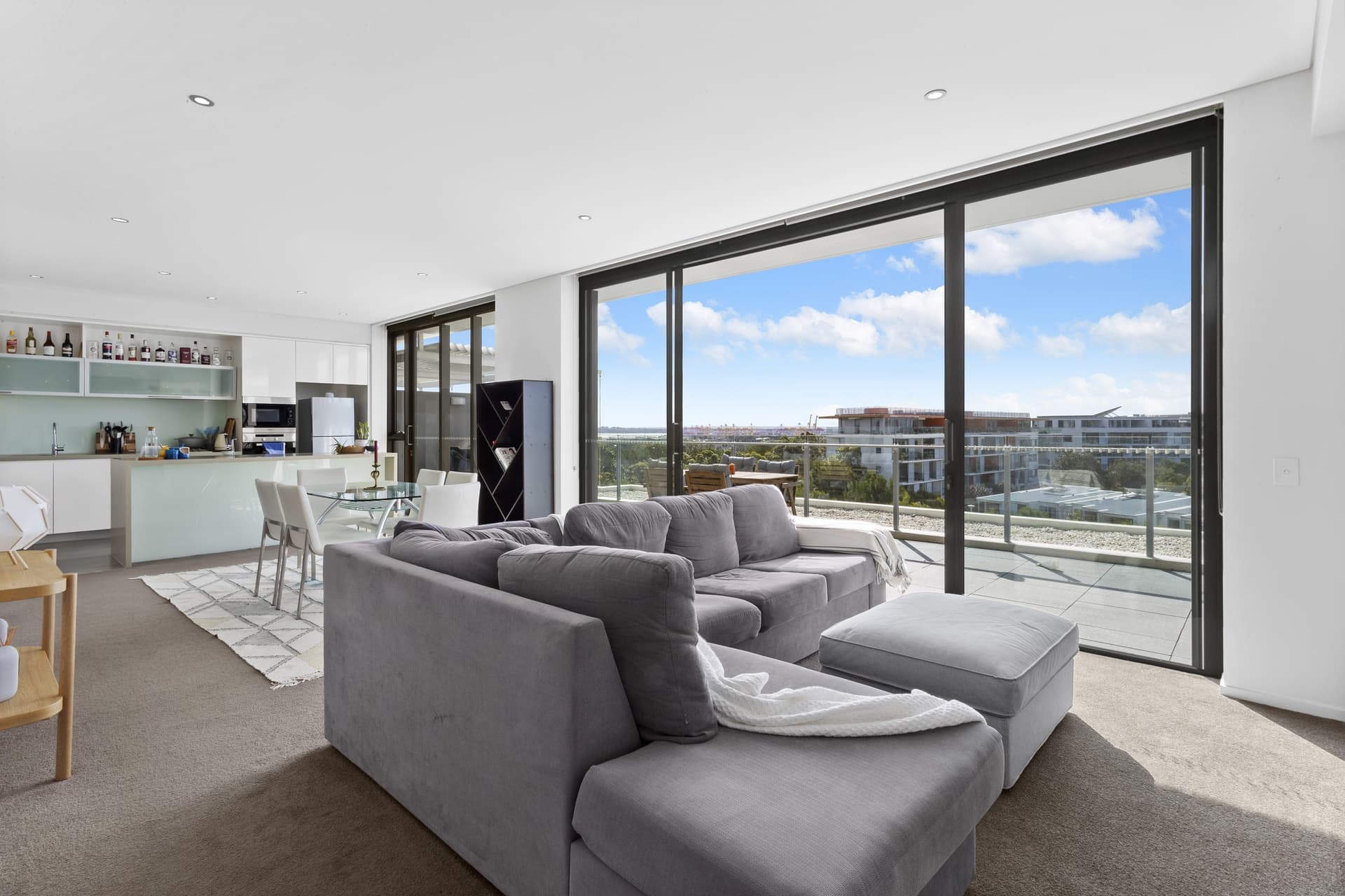 507/8 Jenner Street, Little Bay - Thumbnail 2