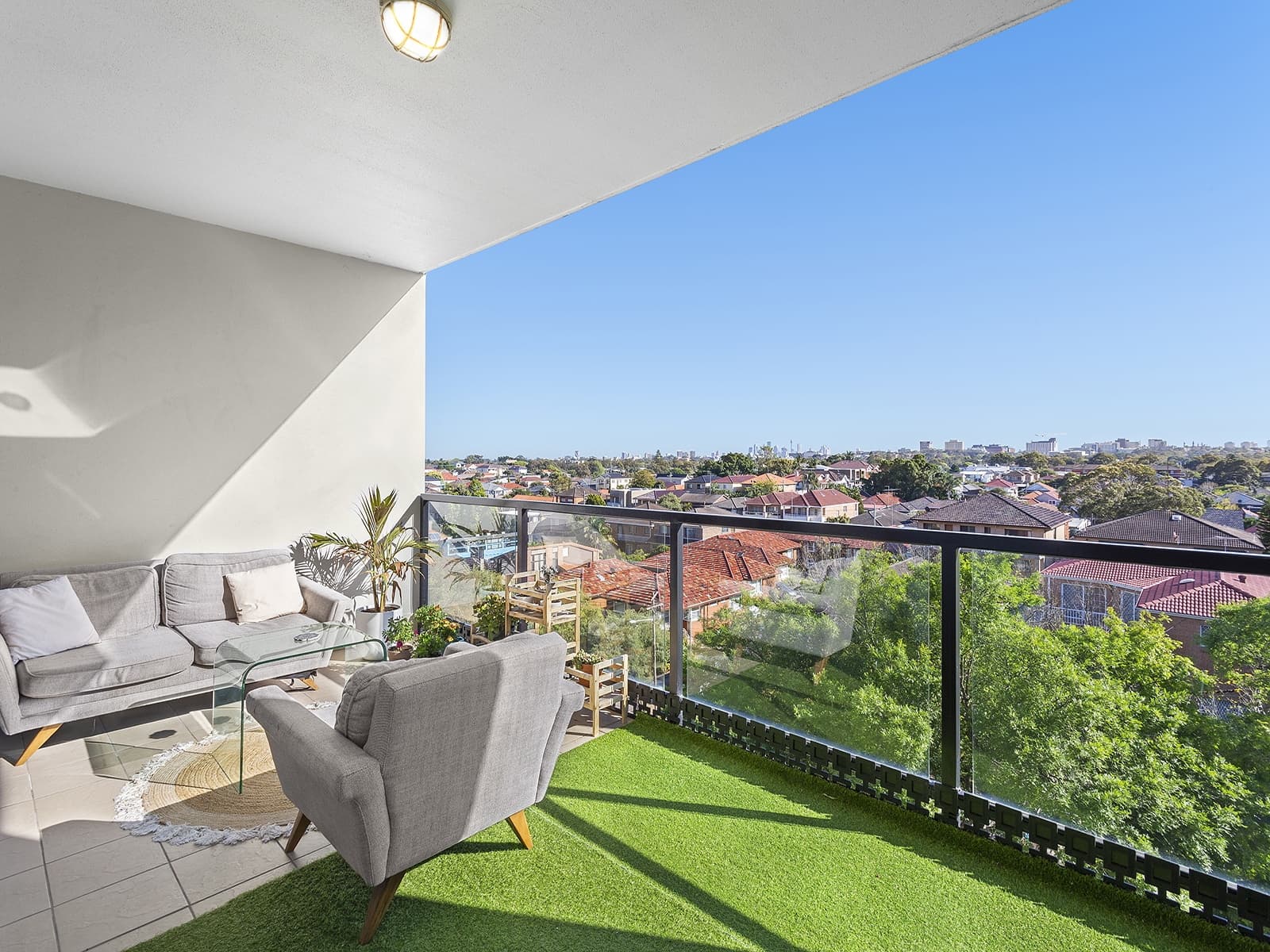 502/89-91 Boyce Road, Maroubra - Image 1